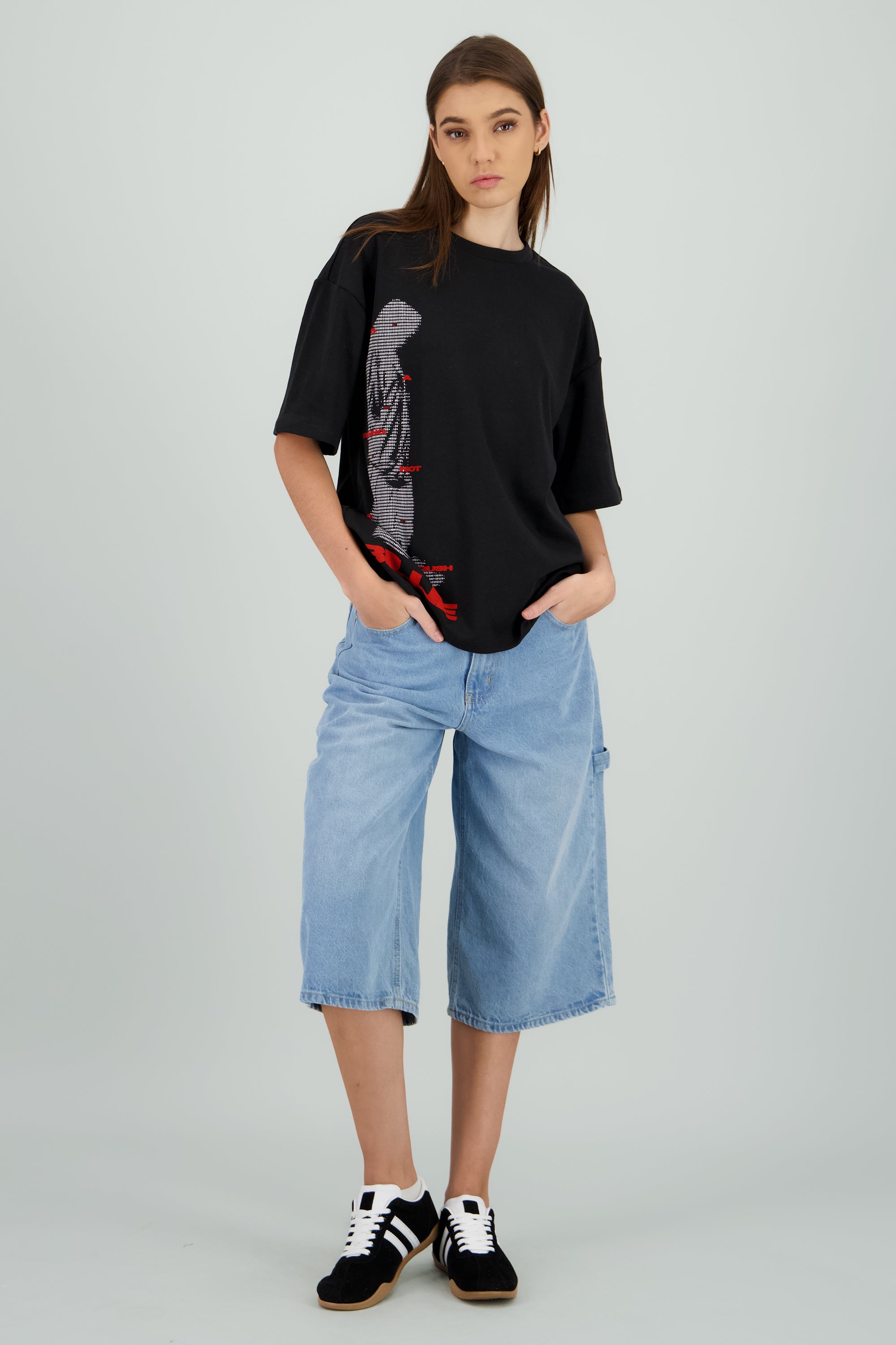 Playera Billie Eilish silueta NEGRO