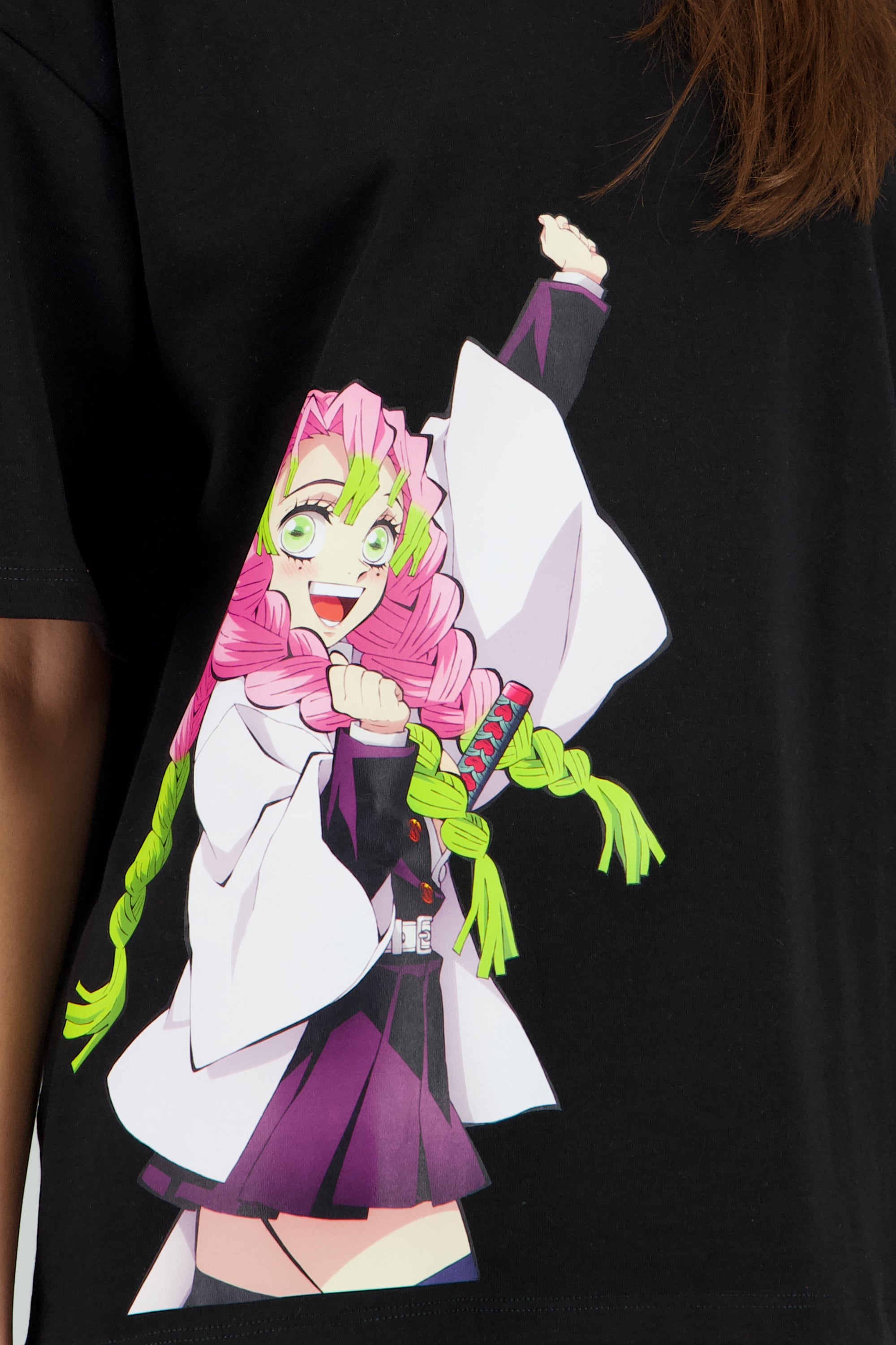 Playera Demon Slayer Mitsuri Kanroji NEGRO