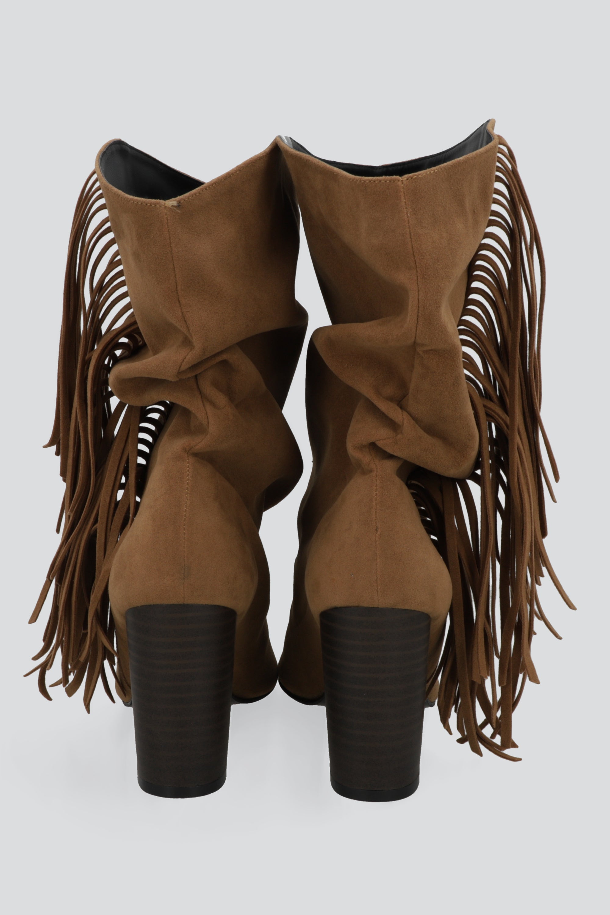 Botin tacon alto flecos CAMELLO