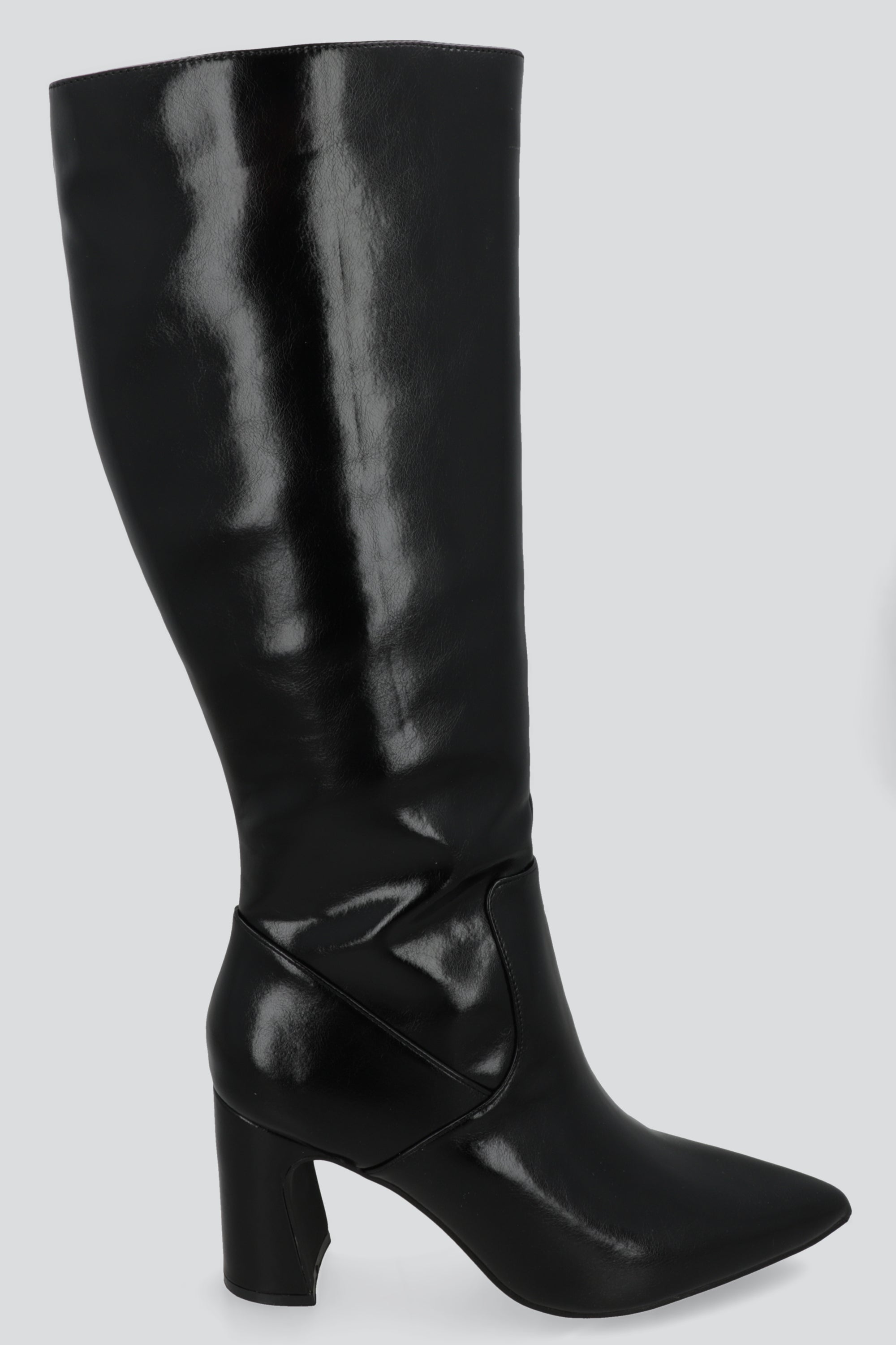 Bota alta pointy tacon grueso NEGRO