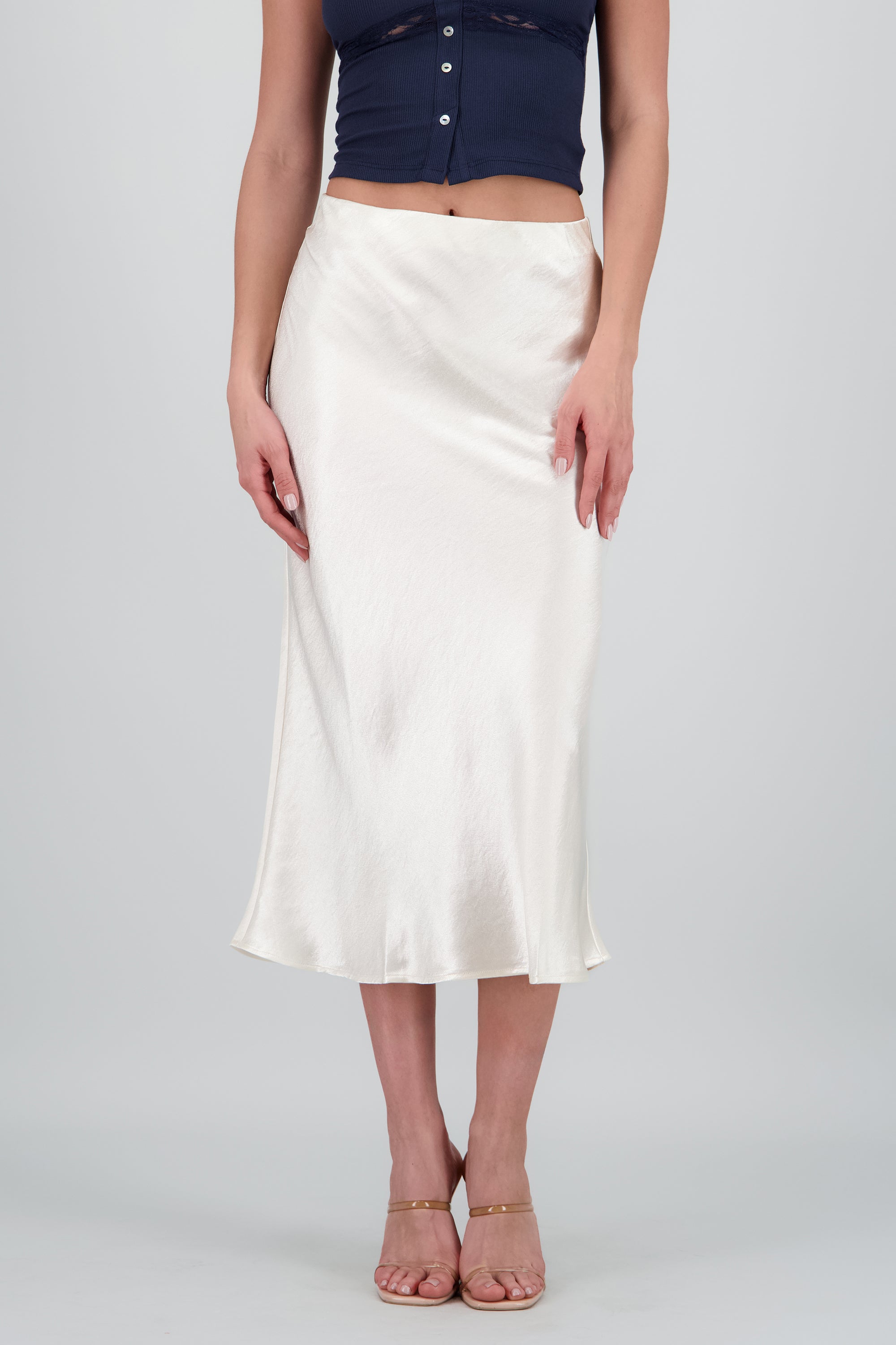 Falda satin midi efecto CREMA