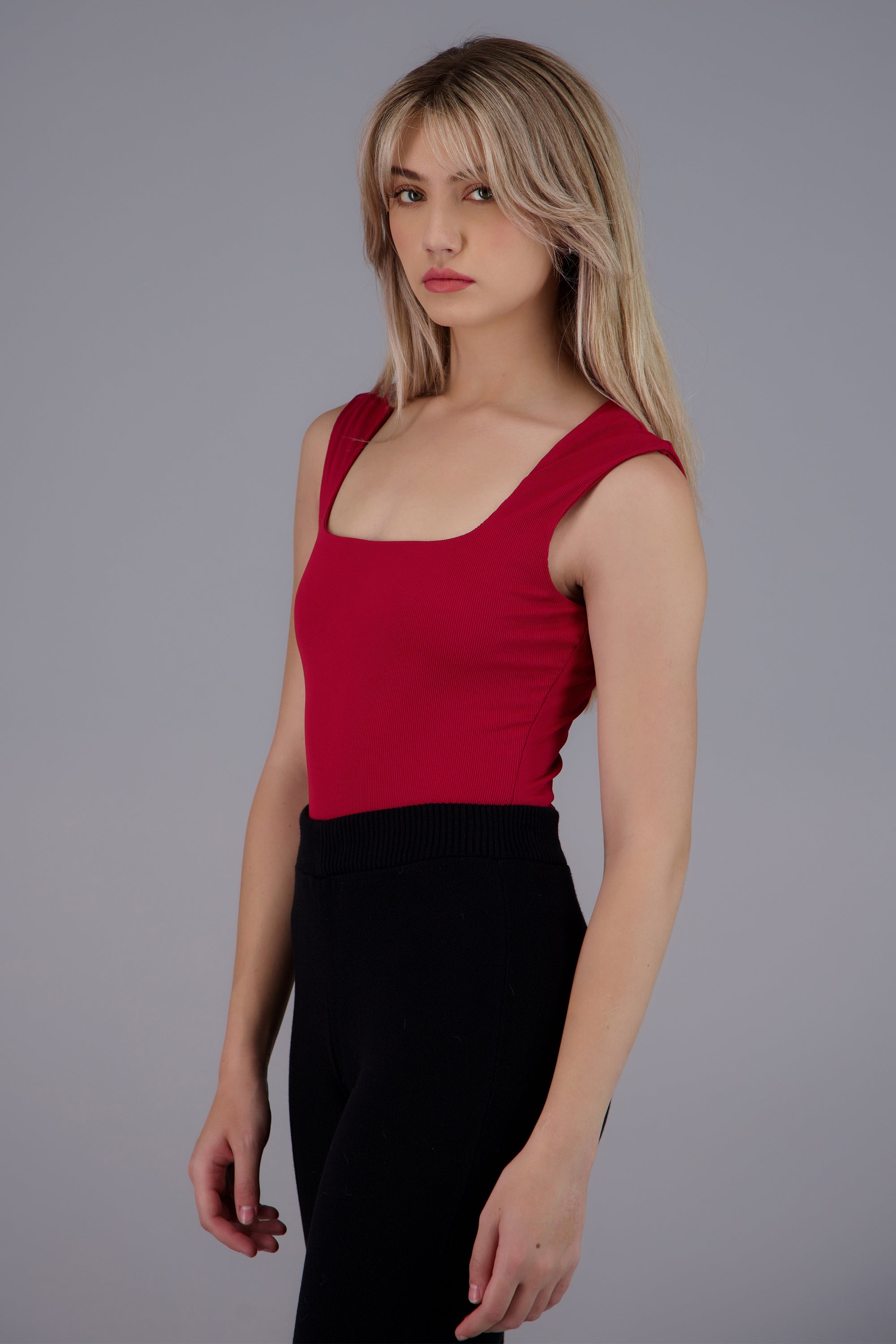 Bodysuit textura escote cuadrado ROJO QUEMADO