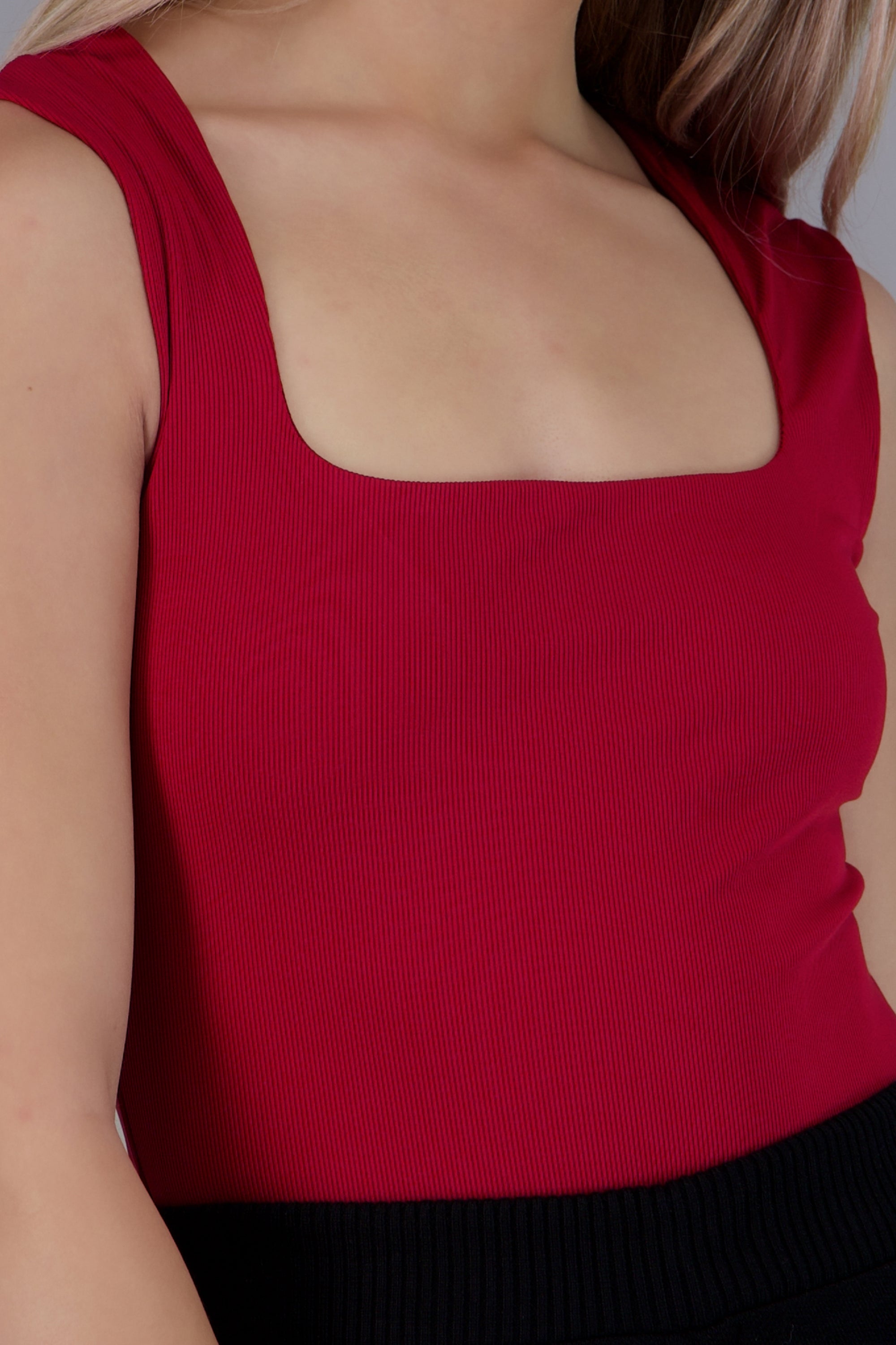 Bodysuit textura escote cuadrado ROJO QUEMADO