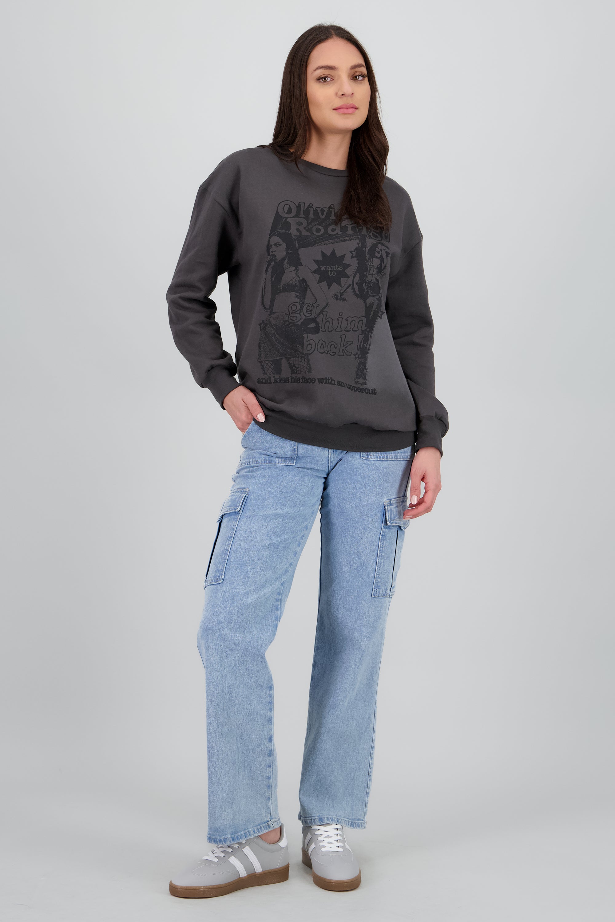 Tenis dos lineas PU GRIS CLARO