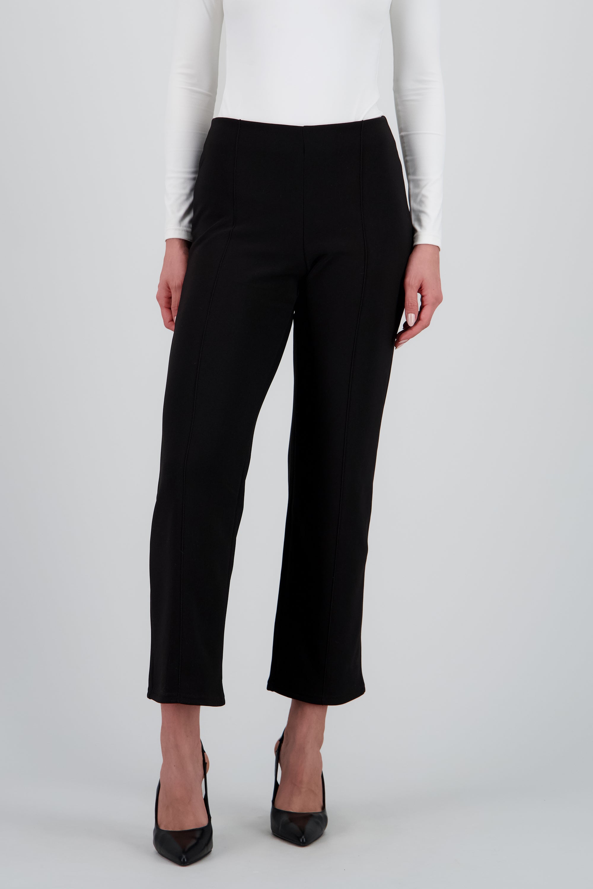 Pantalon straight con pinzas NEGRO