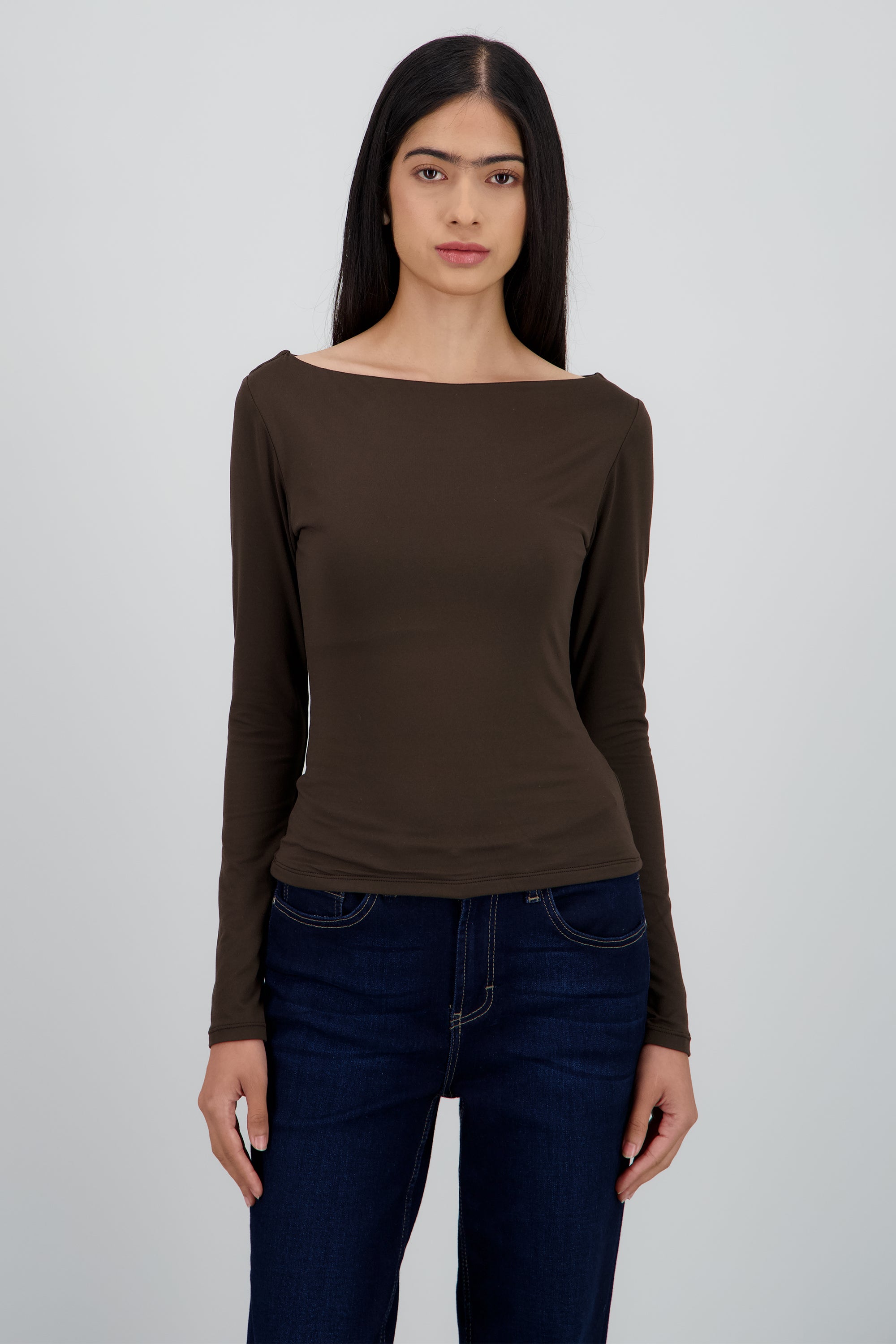 Top cuello recto manga larga CAFE