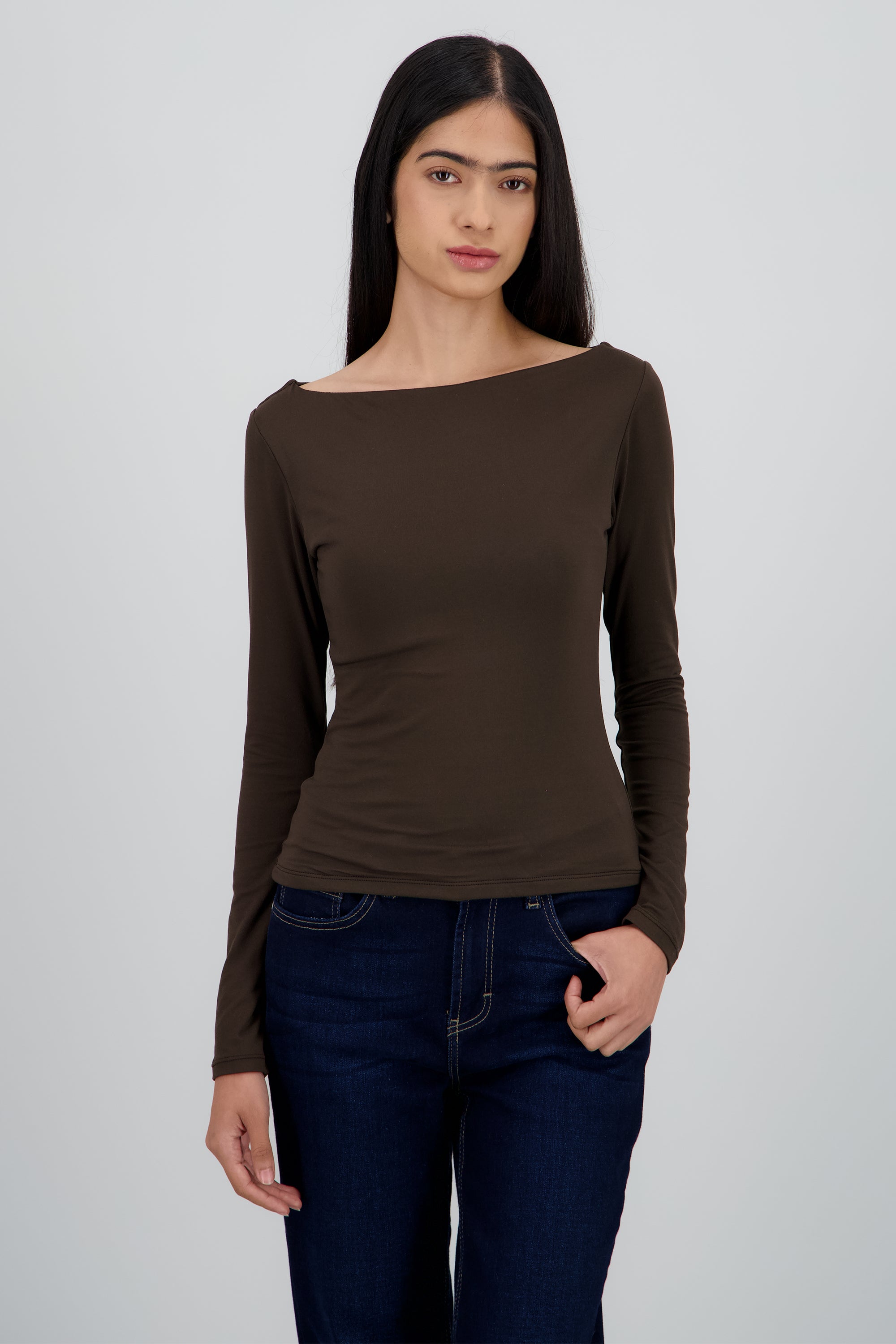 Top cuello recto manga larga CAFE