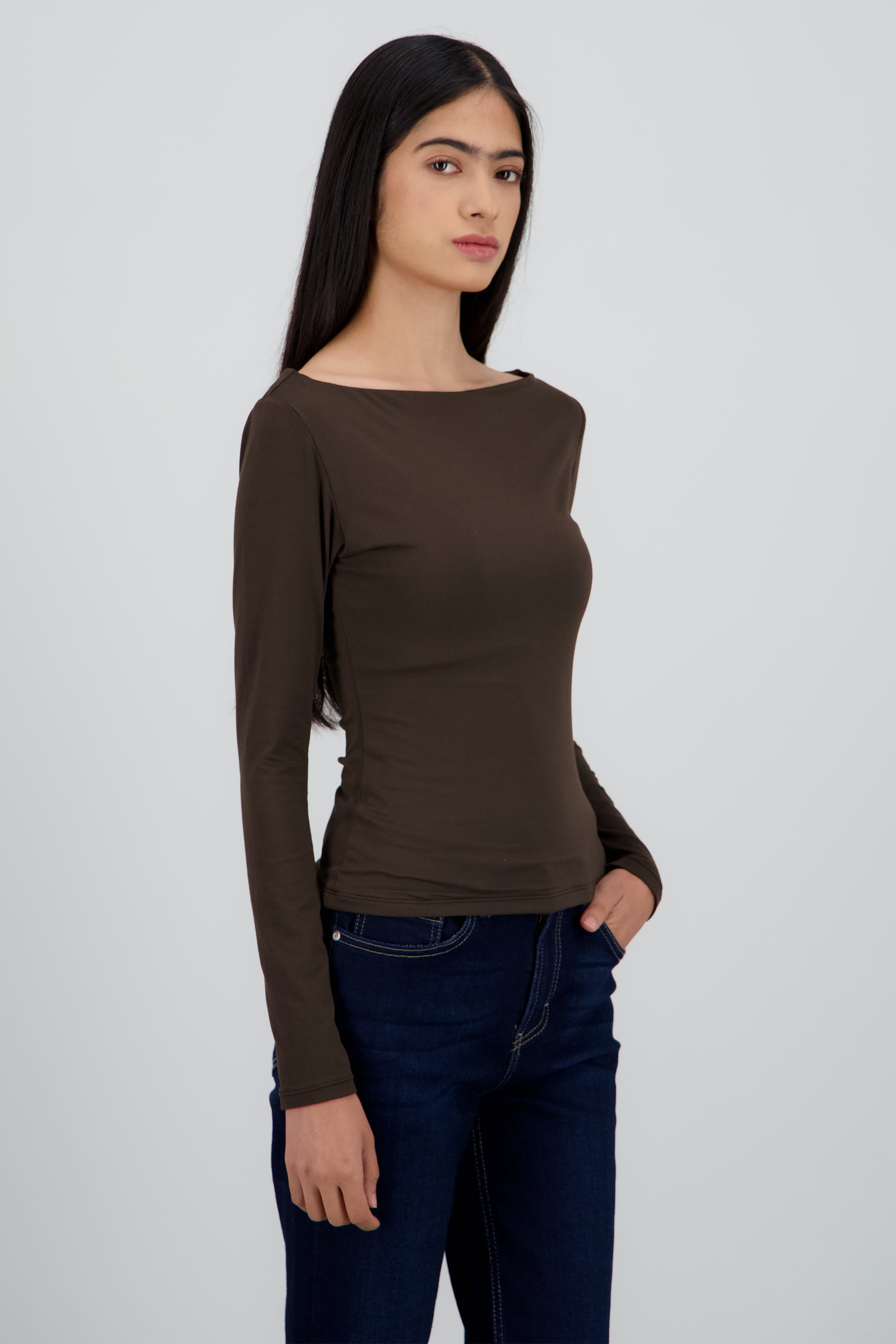 Top cuello recto manga larga CAFE