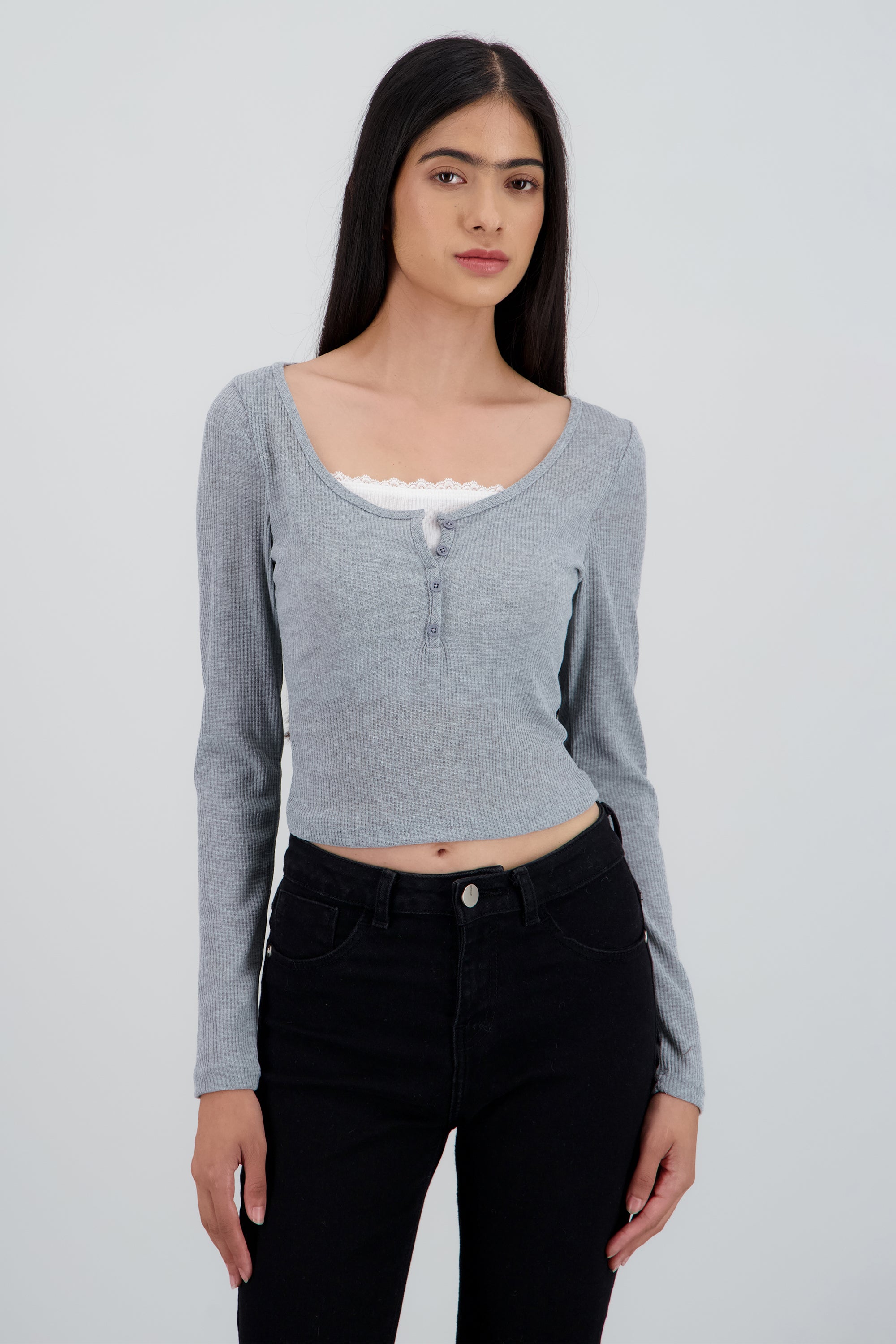 Top manga larga detalle doble camiseta GRIS