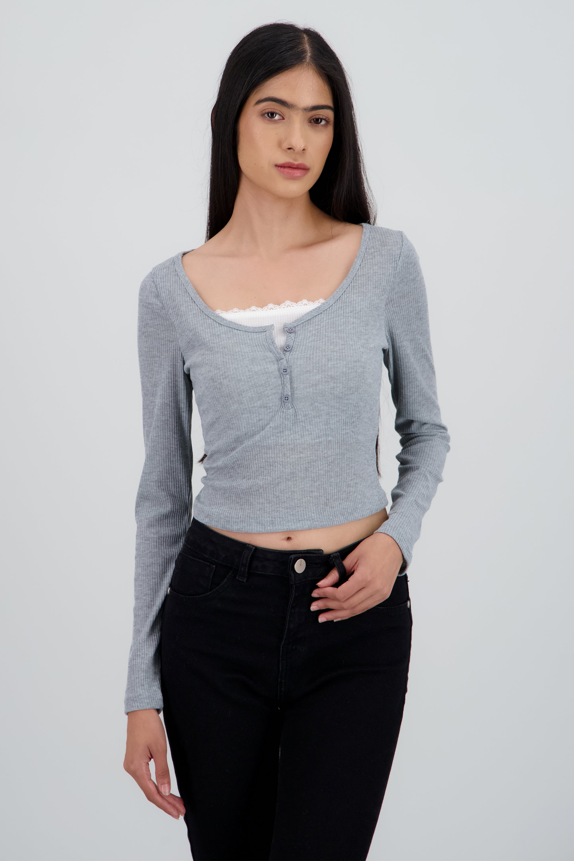 Top manga larga detalle doble camiseta GRIS