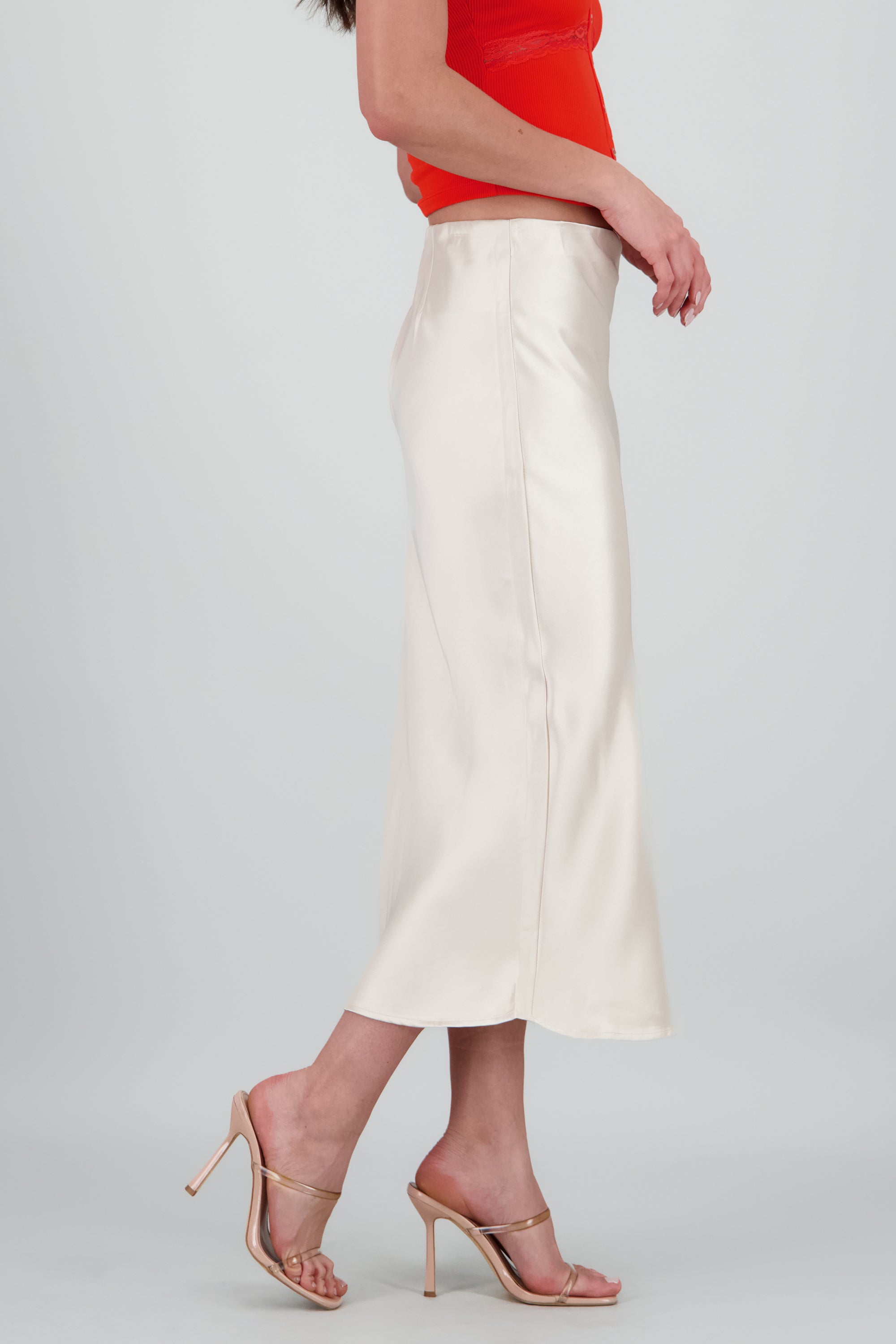 Falda satin maxi lisa CREMA