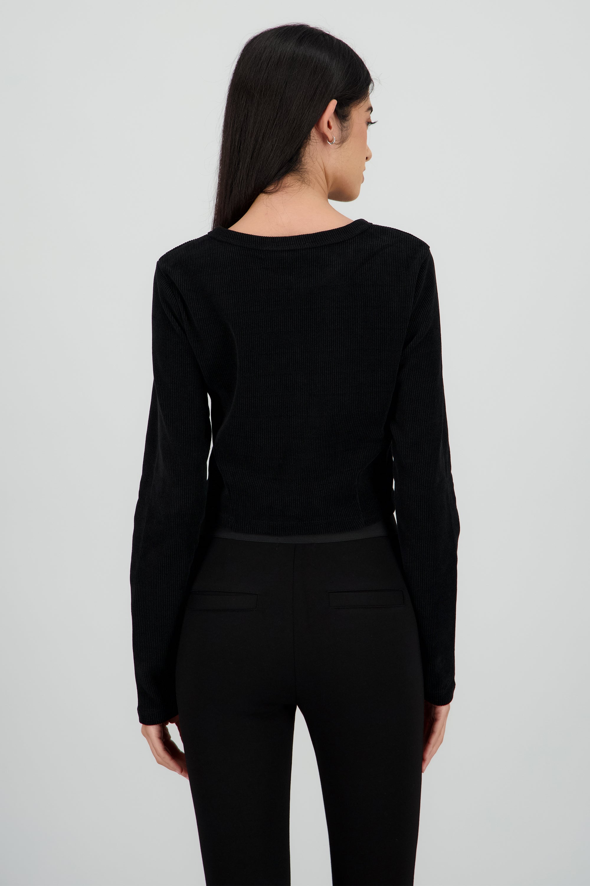 Sueter botones presion NEGRO