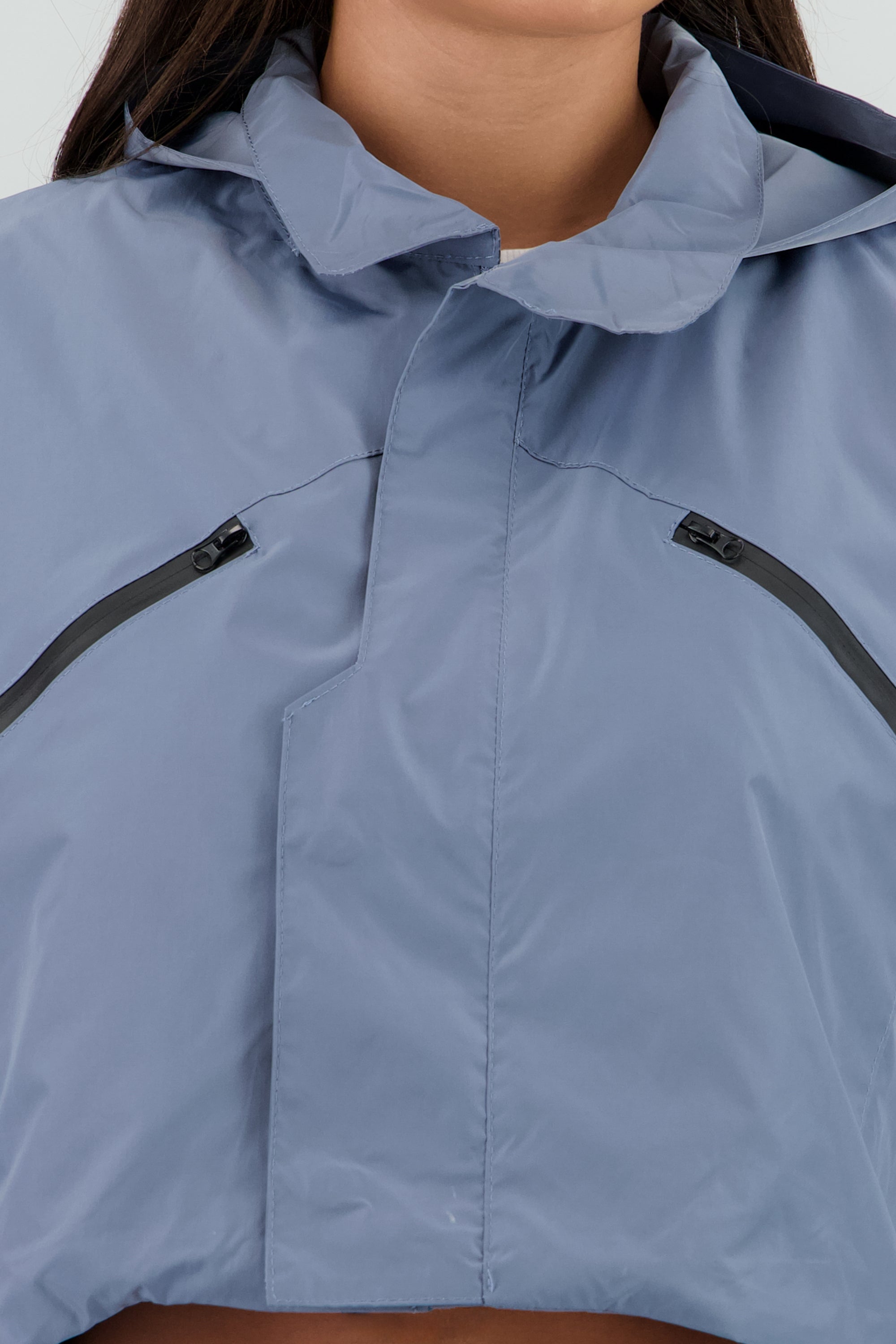 Chamarra ligera crop AZUL