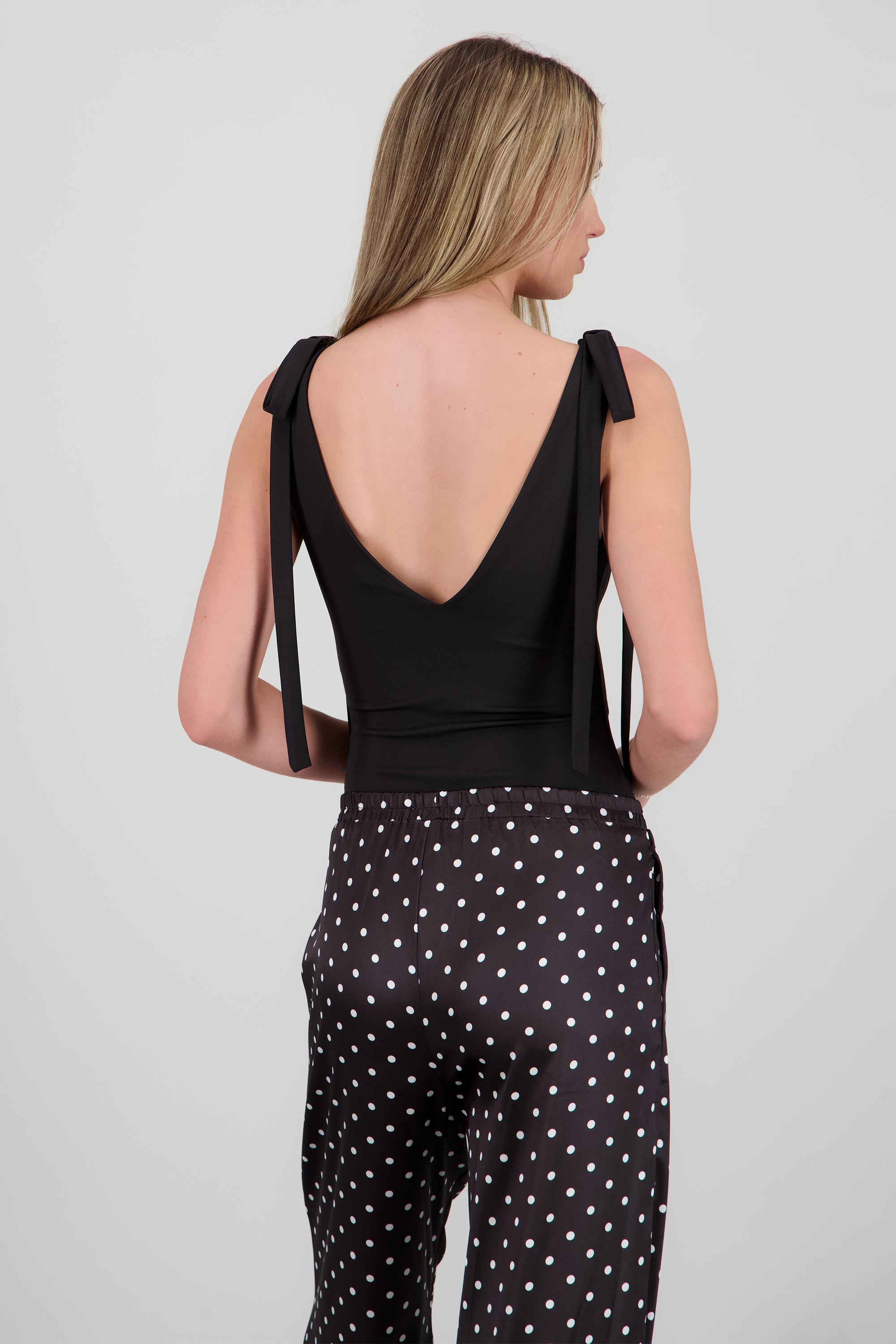 Bodysuit moños escote V NEGRO