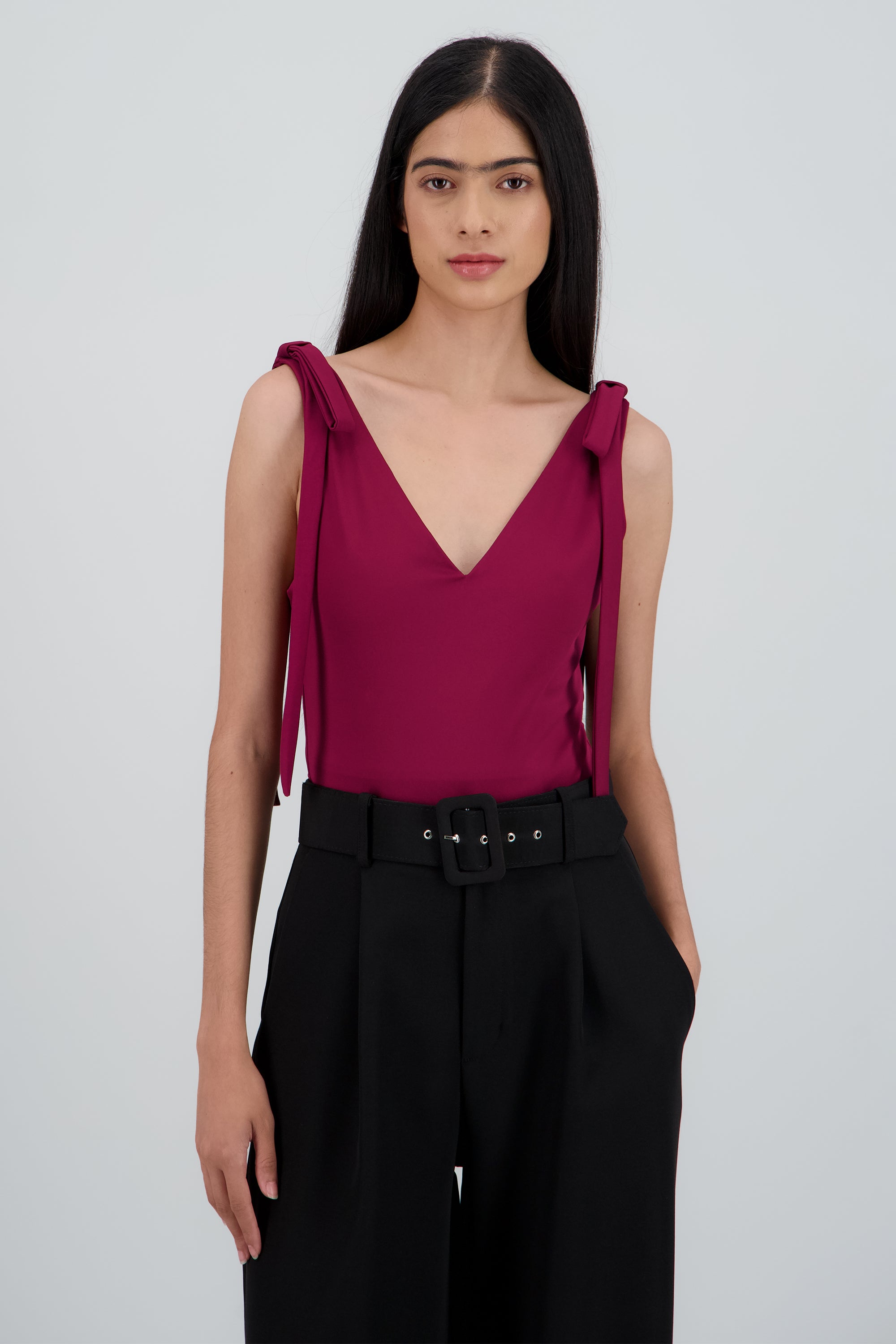 Bodysuit moños escote V VINO