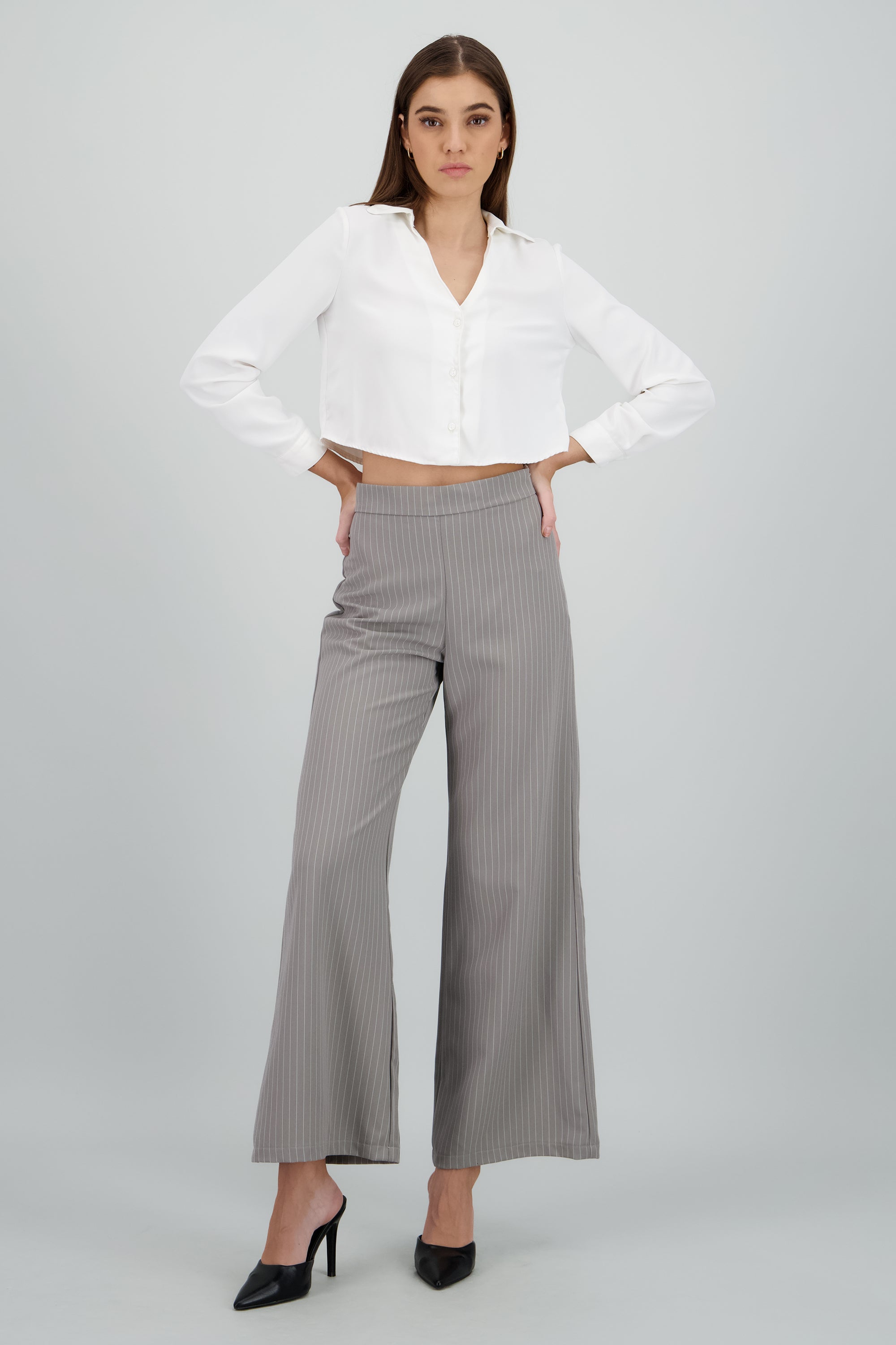 Pantalon amplio high waisted con pretina lisa GRIS COMBO