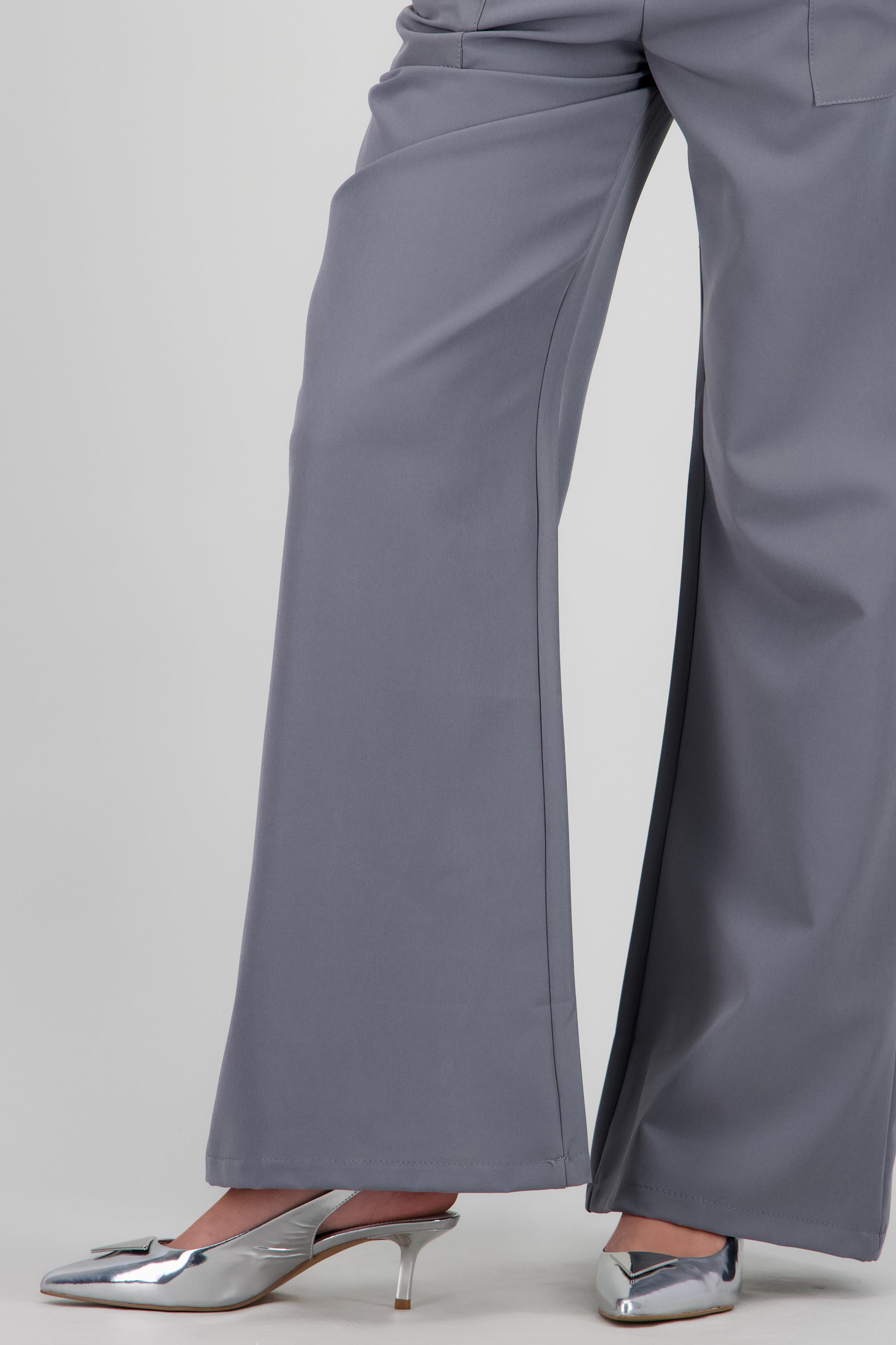 Tacon slingback metalico aplicacion PLATA