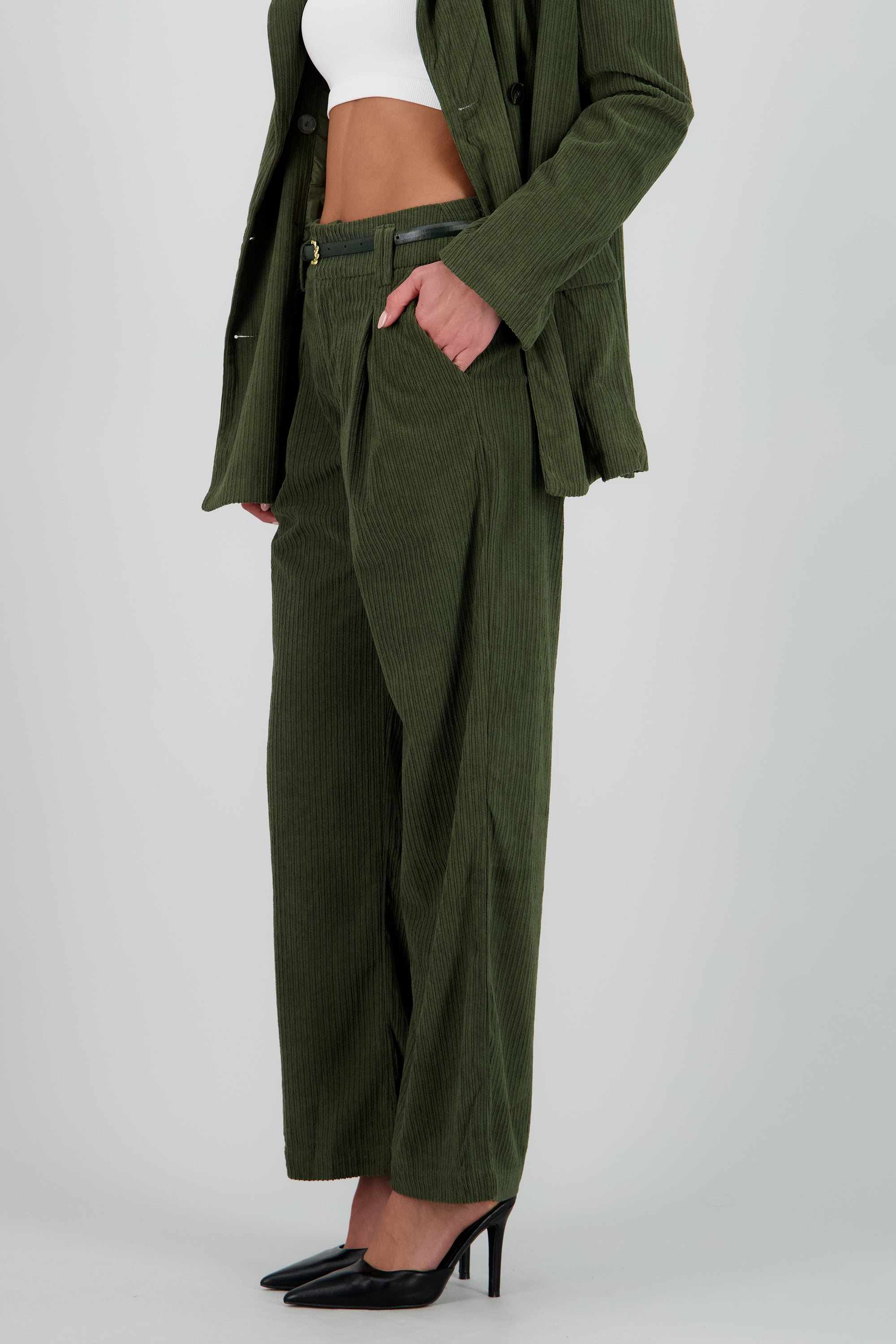 Pantalon amplio de pana OLIVO