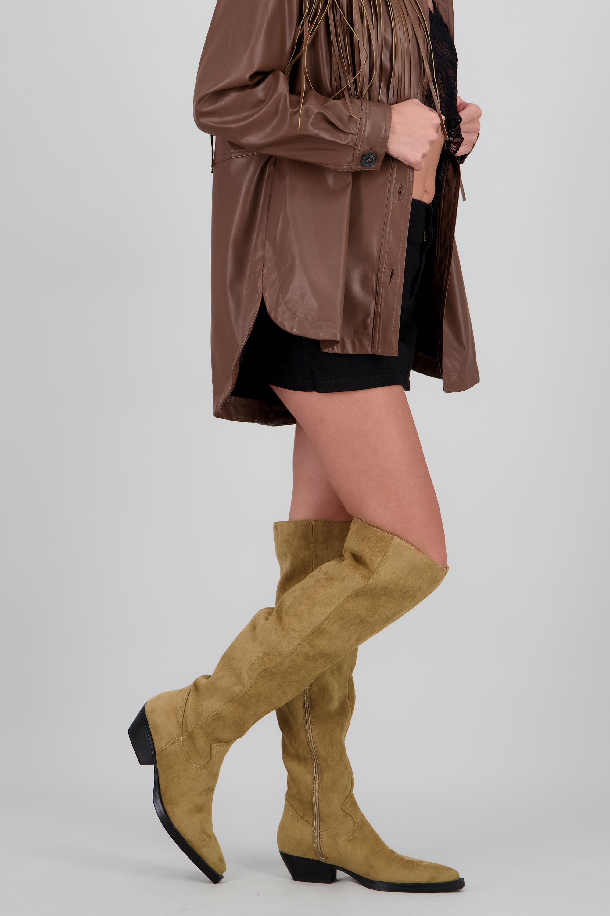 Bota vaquera overknee gamucina TAUPE