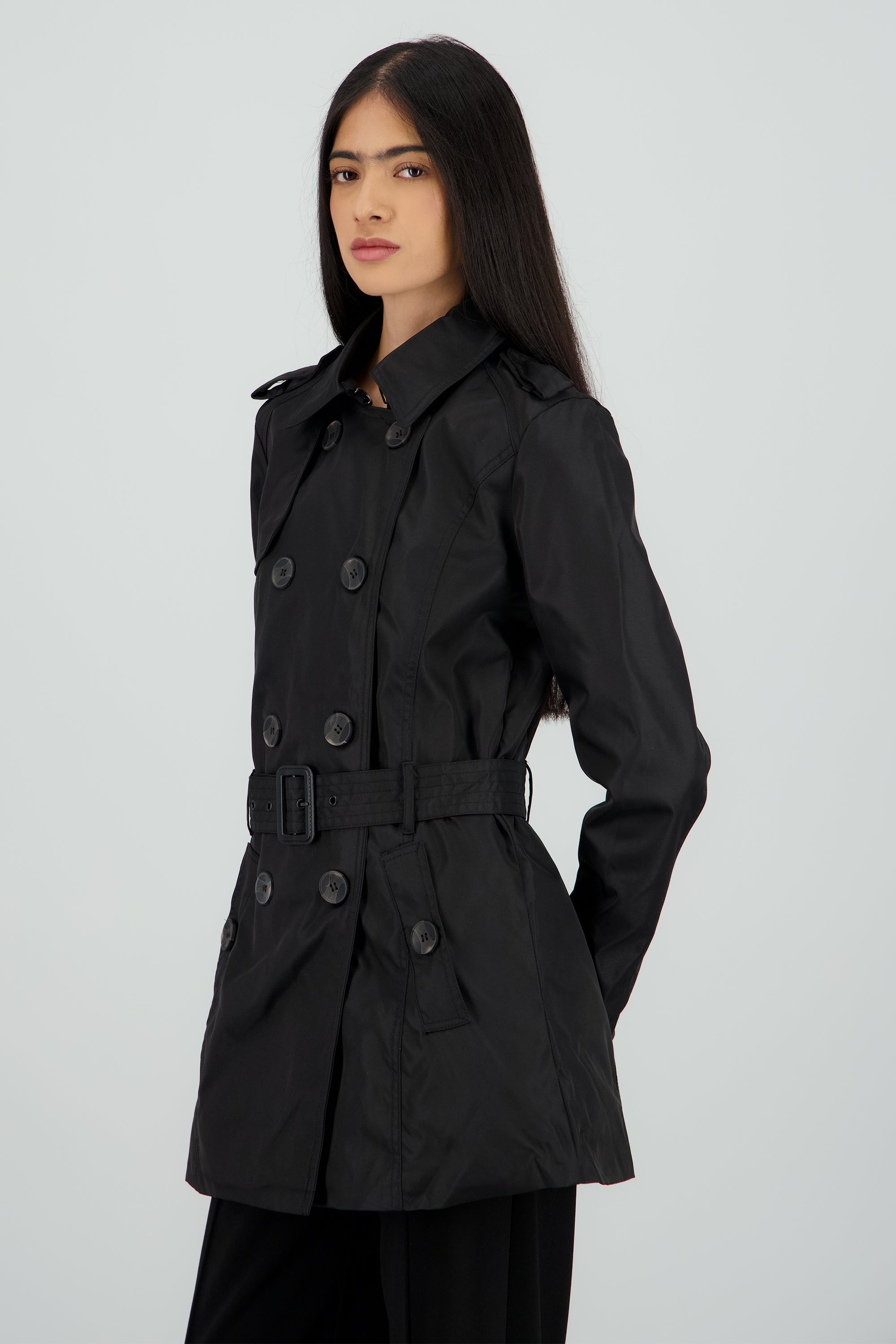 Gabardina lisa detalle cinturon NEGRO