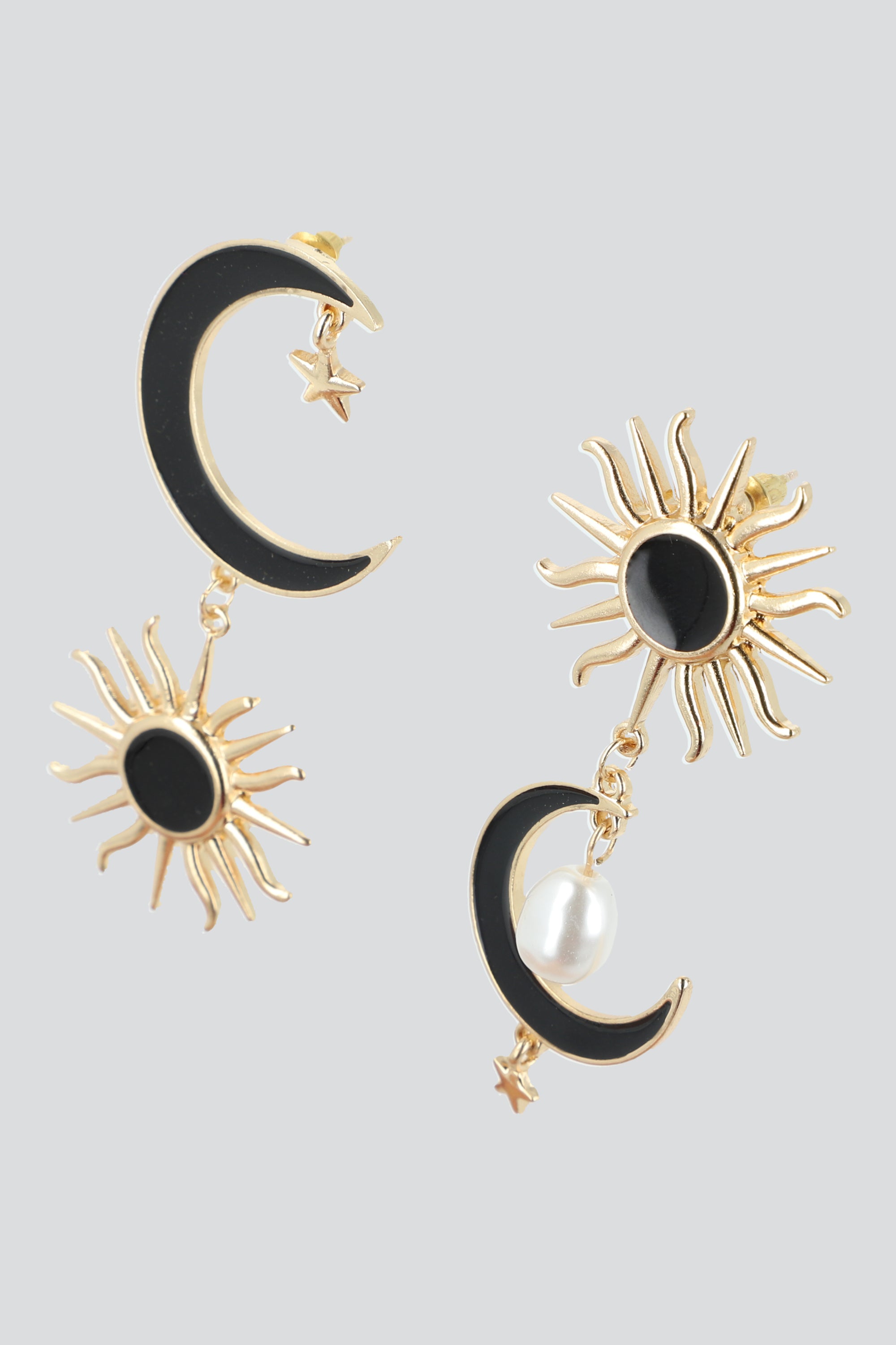 ARETES LUNA SOL COLOR NEGRO