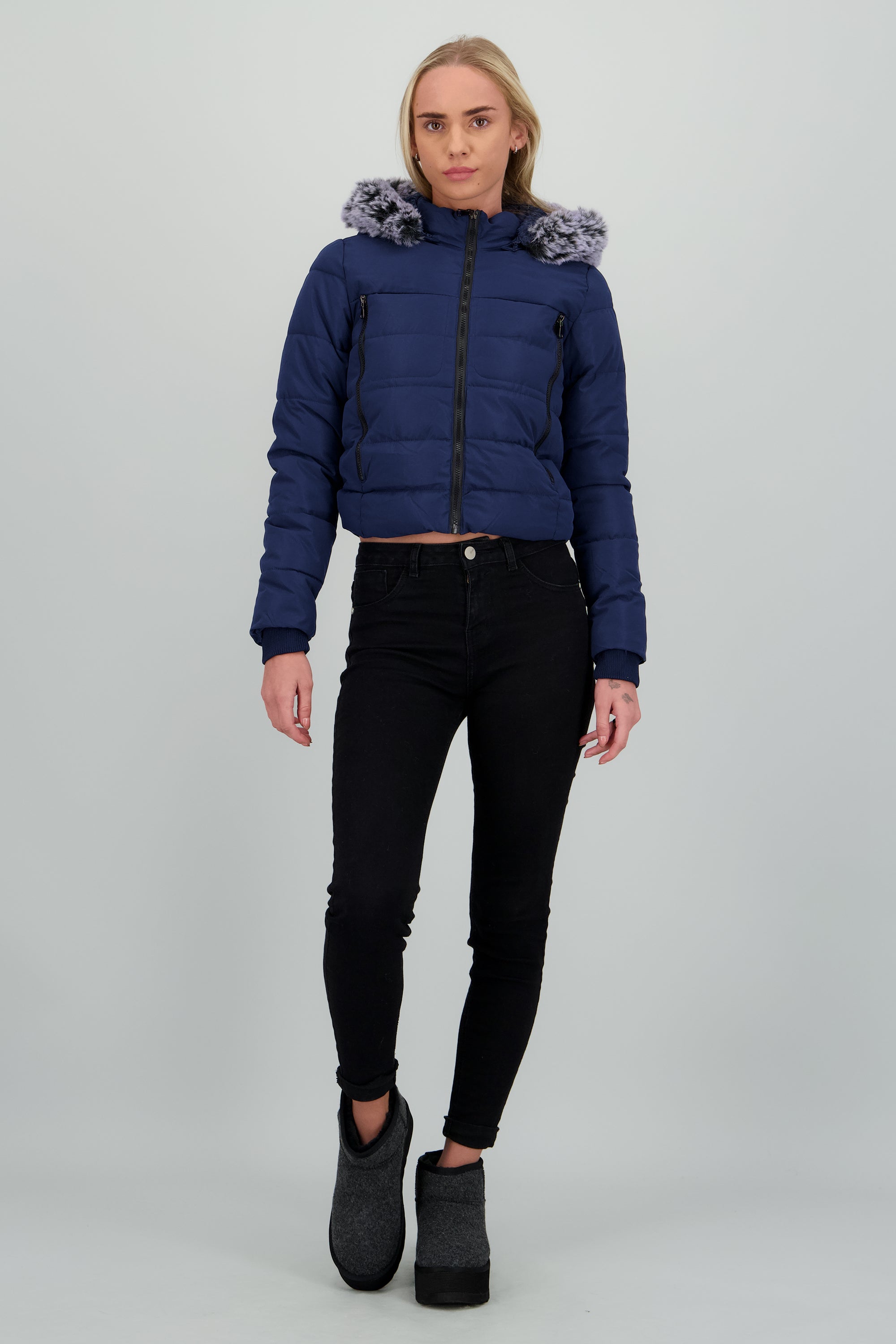 Bota invierno corta sherpa GRIS