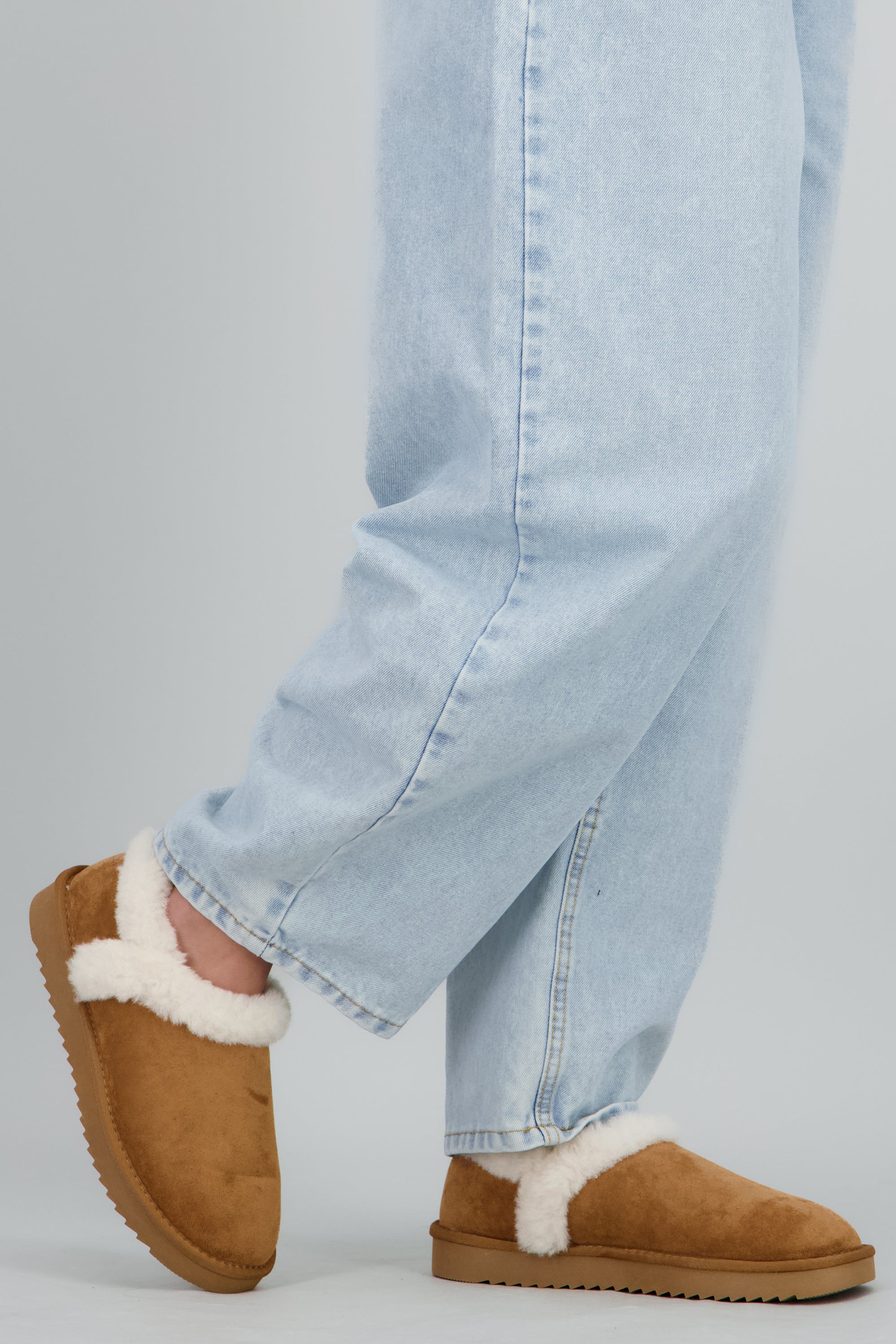 Bota invierno corta peluche CAMELLO