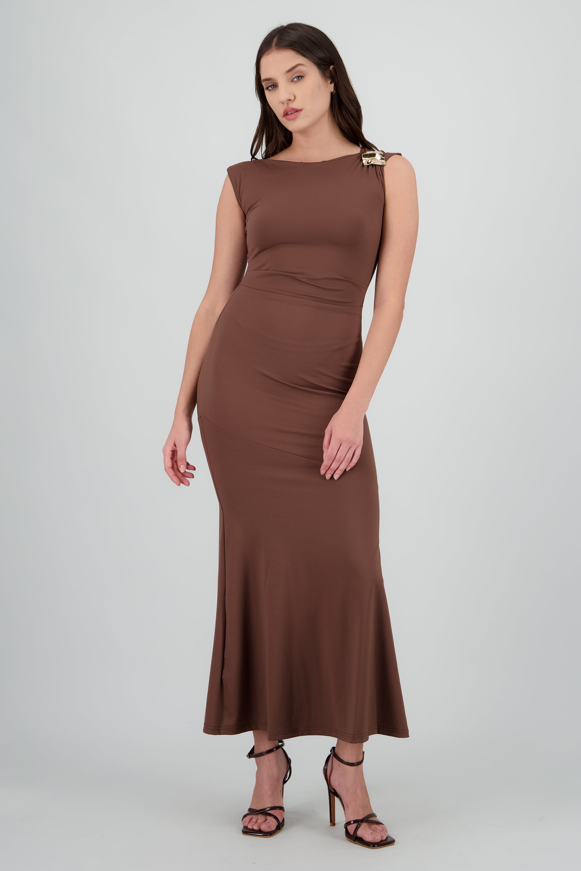 Tacon tiras delgadas mini cruzadas CAFE