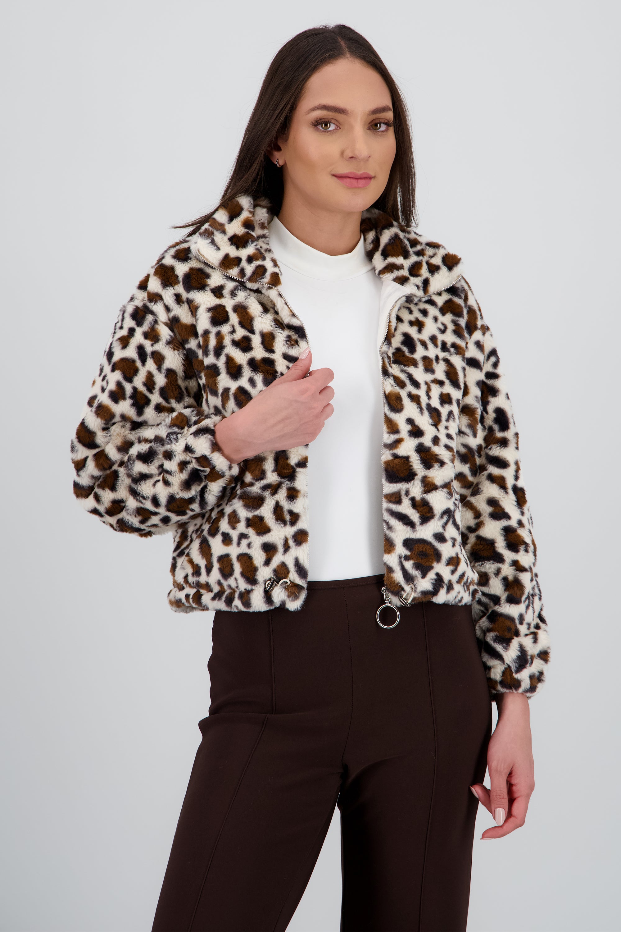 Chamarra estampado leopardo CAFE COMBO