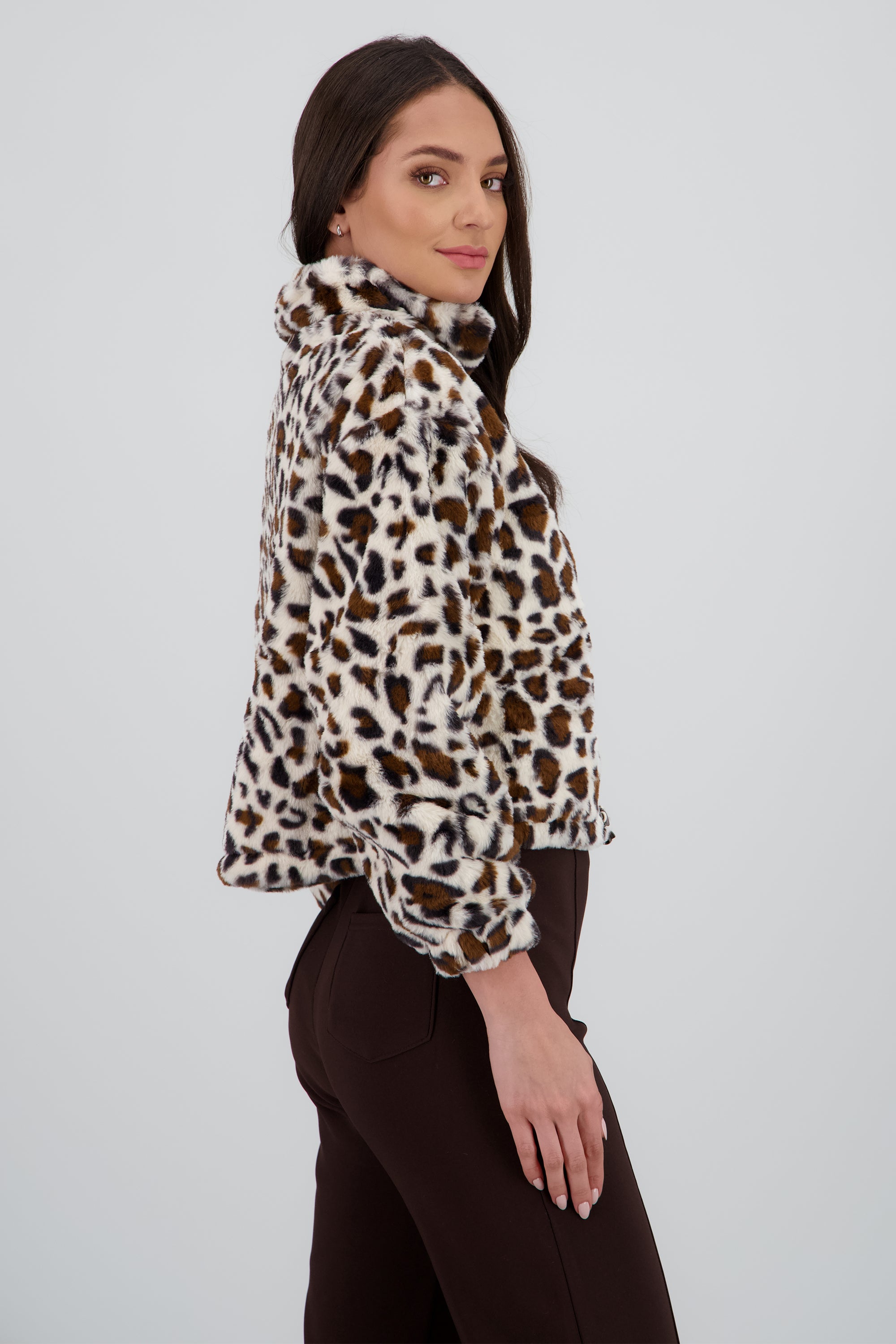 Chamarra estampado leopardo CAFE COMBO