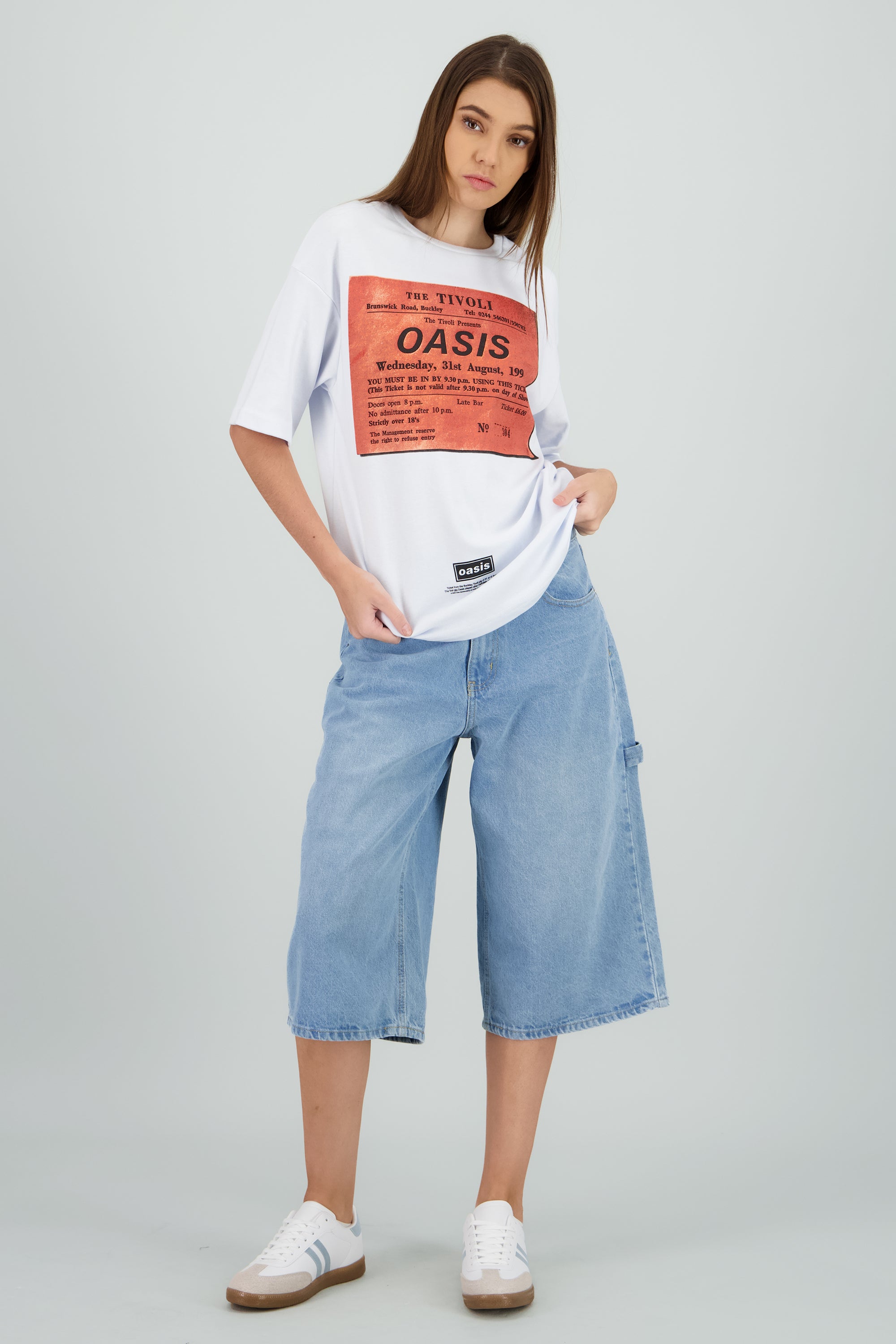 Playera Oasis manga corta over BLANCO