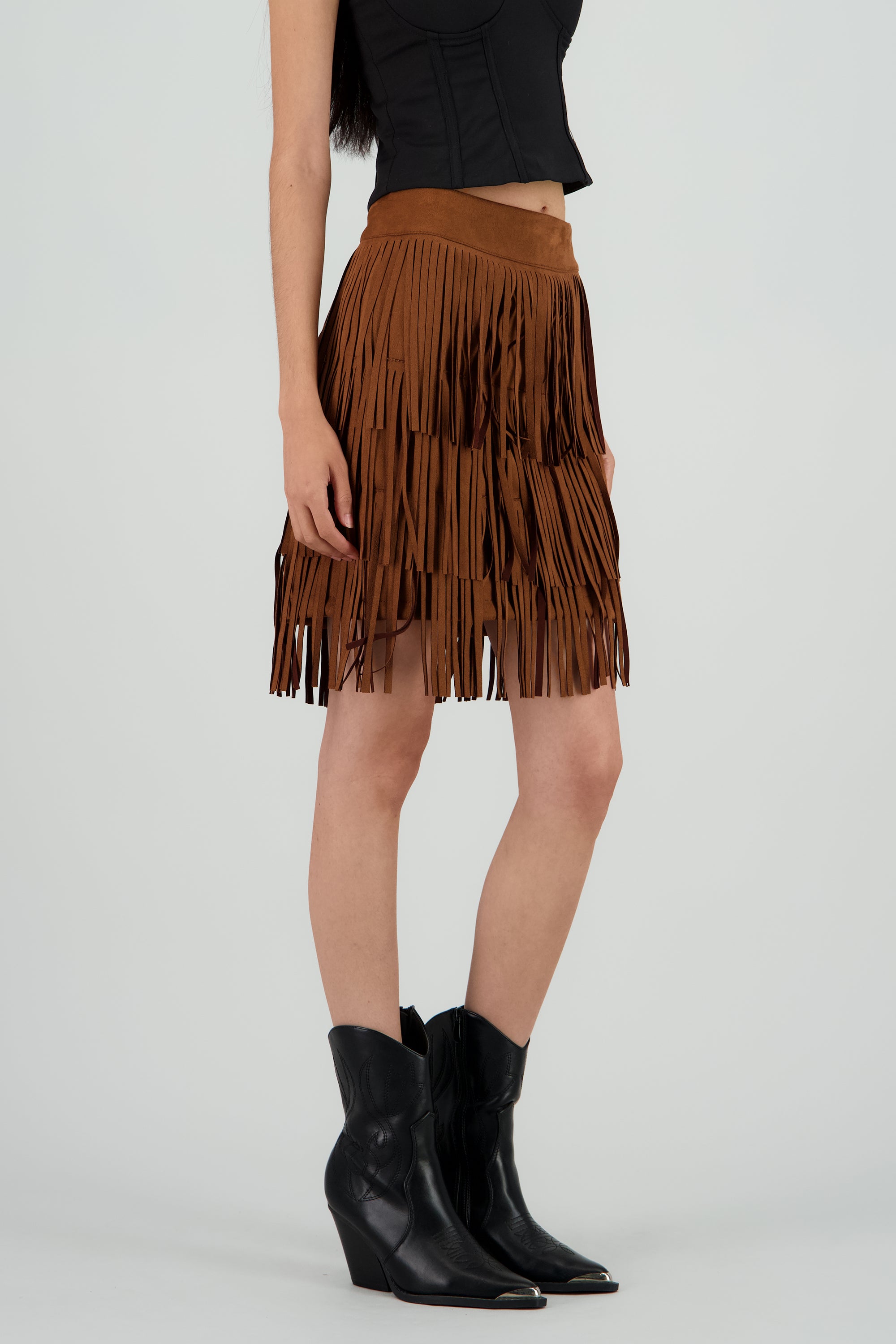 Falda mini detalle fringe suede CAMELLO