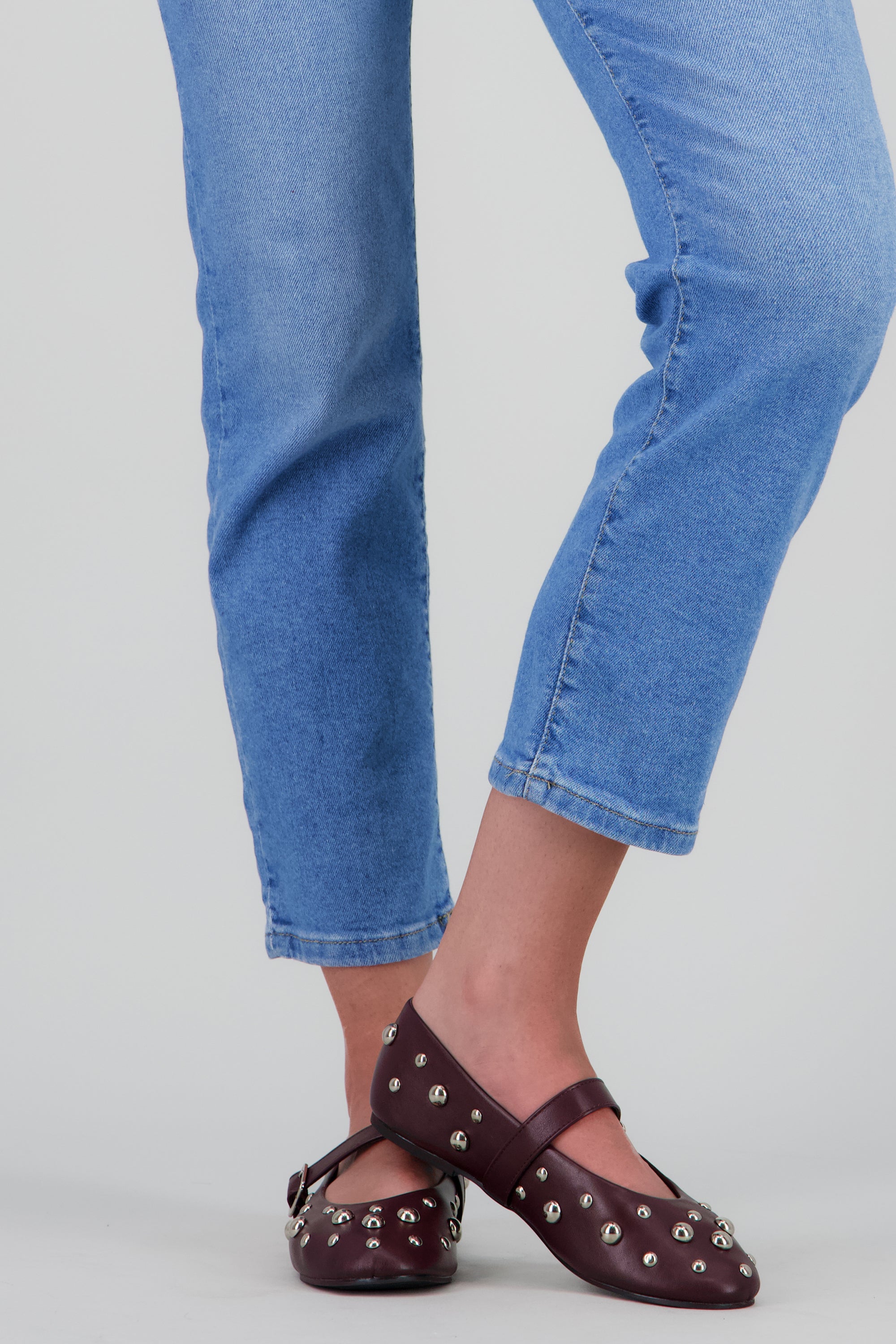 Flat maryjane studs grandes VINO
