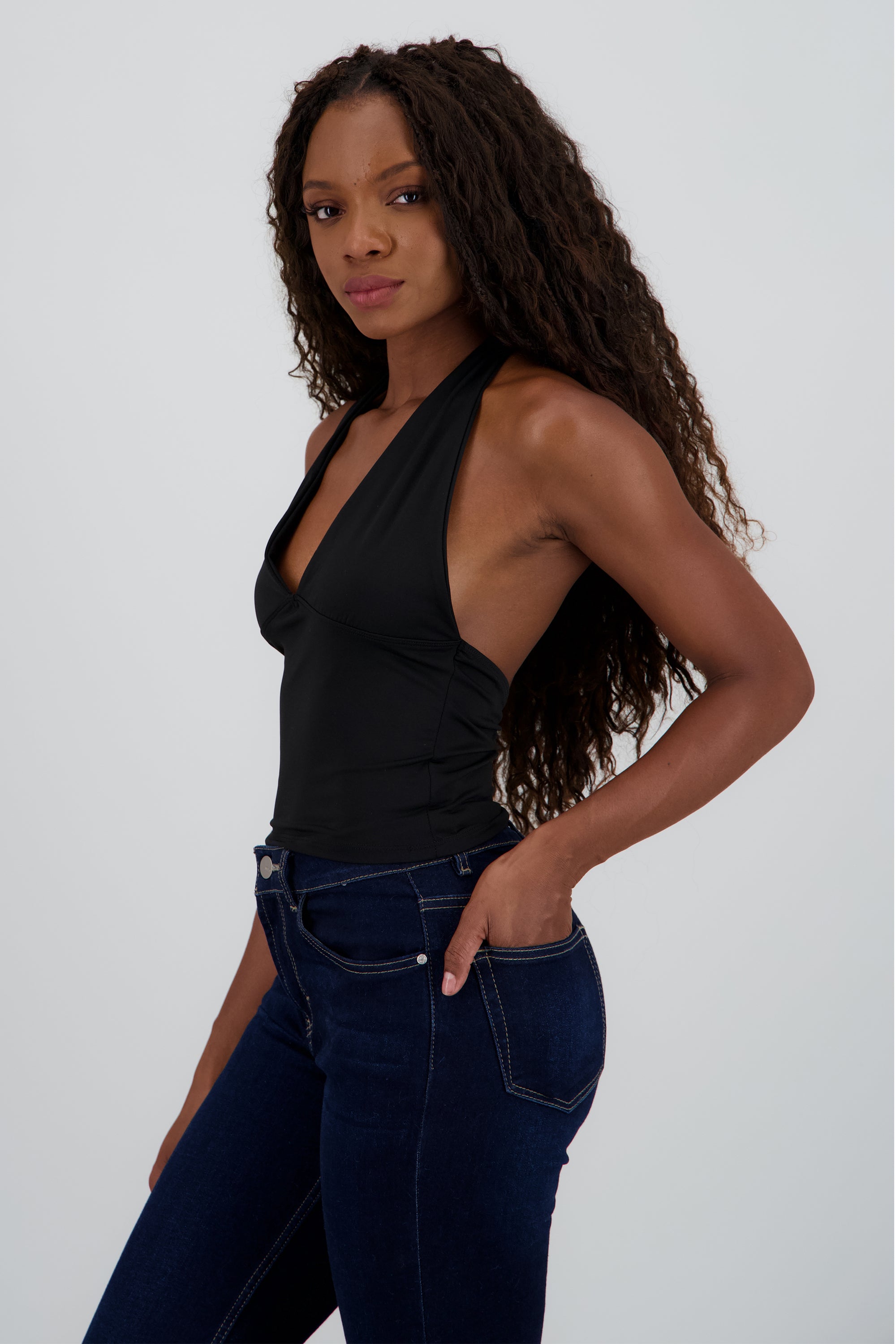 Top halter liso NEGRO