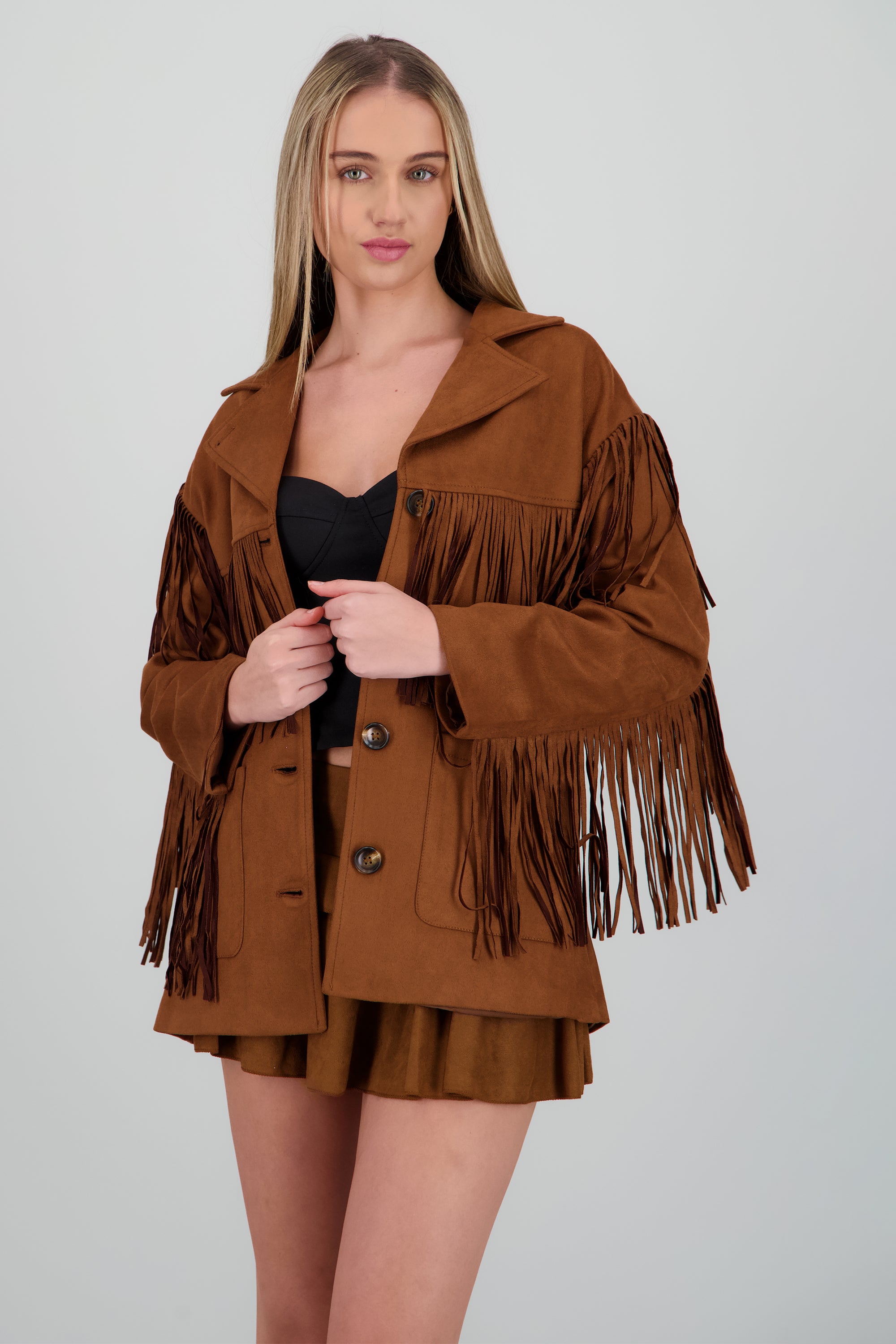 Chamarra suede de flecos CAMELLO