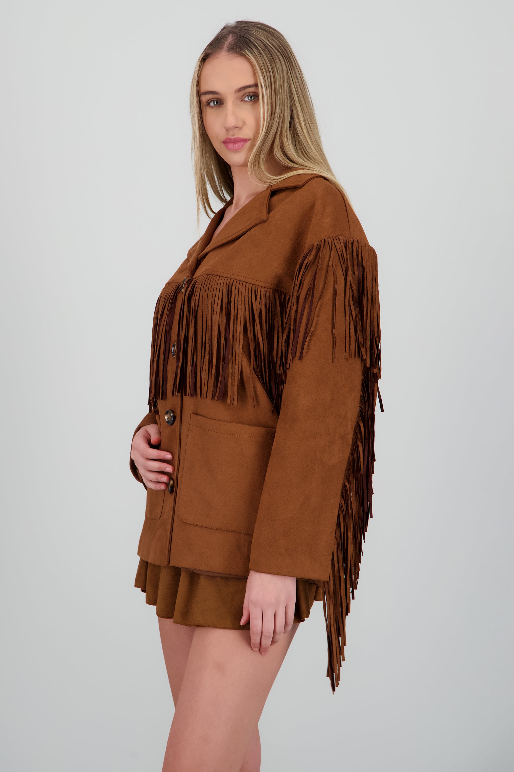 Chamarra suede de flecos CAMELLO