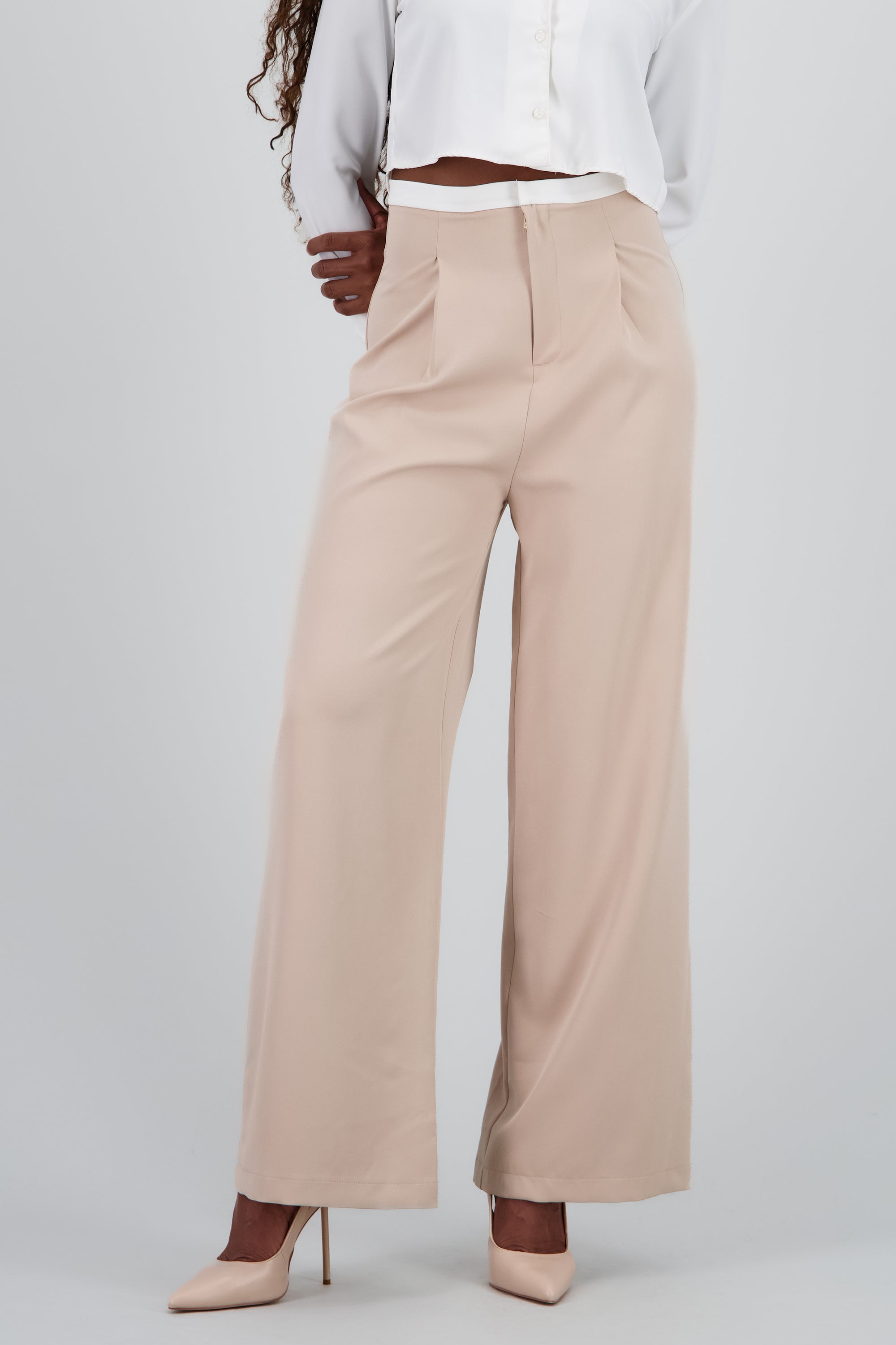 Pantalon sencillo con pretina contraste KHAKI COMBO