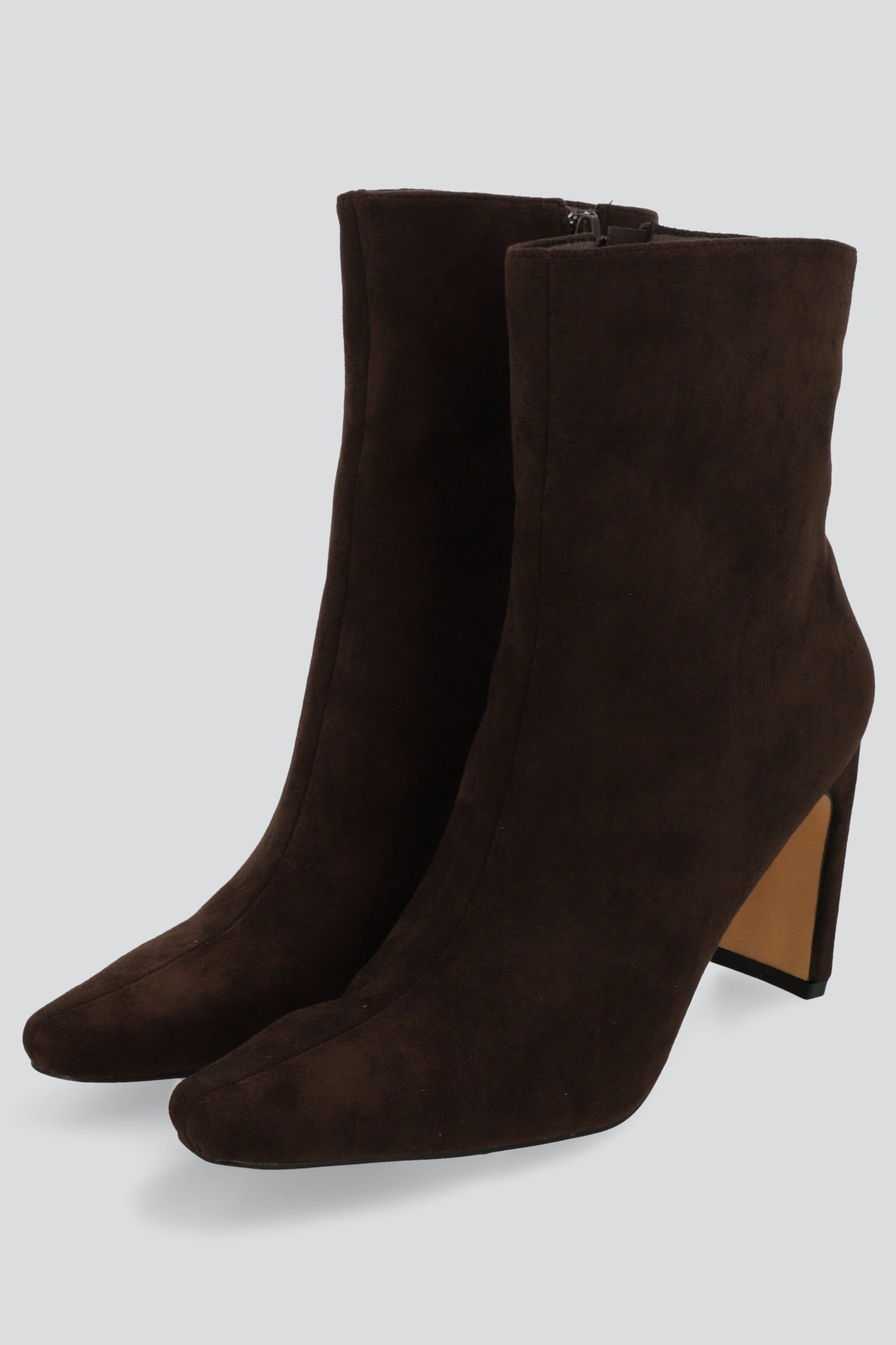 Botin puntal tacon plano CAFE