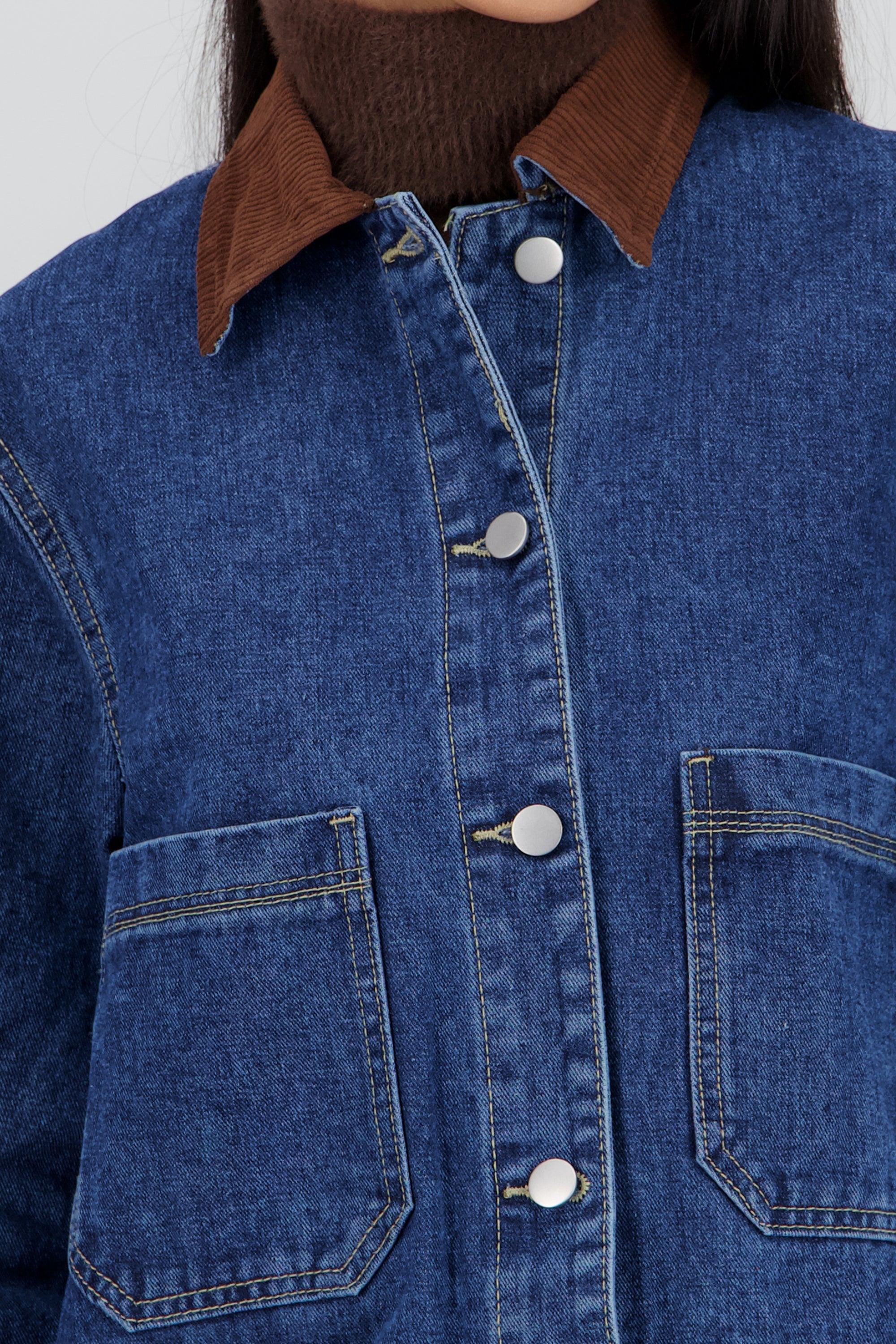 Chamarra con cuello en contraste de pana DARK WASH