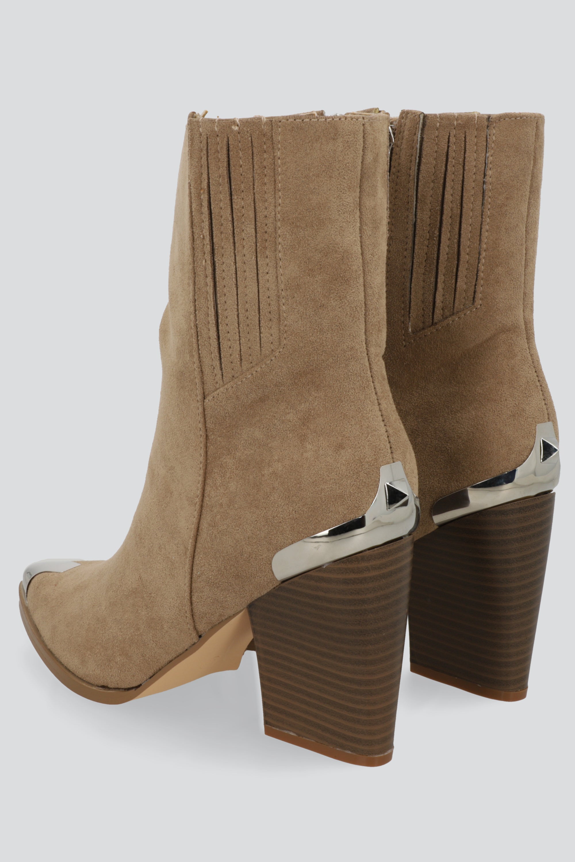 Botin vaquero detalles metálicos TAUPE