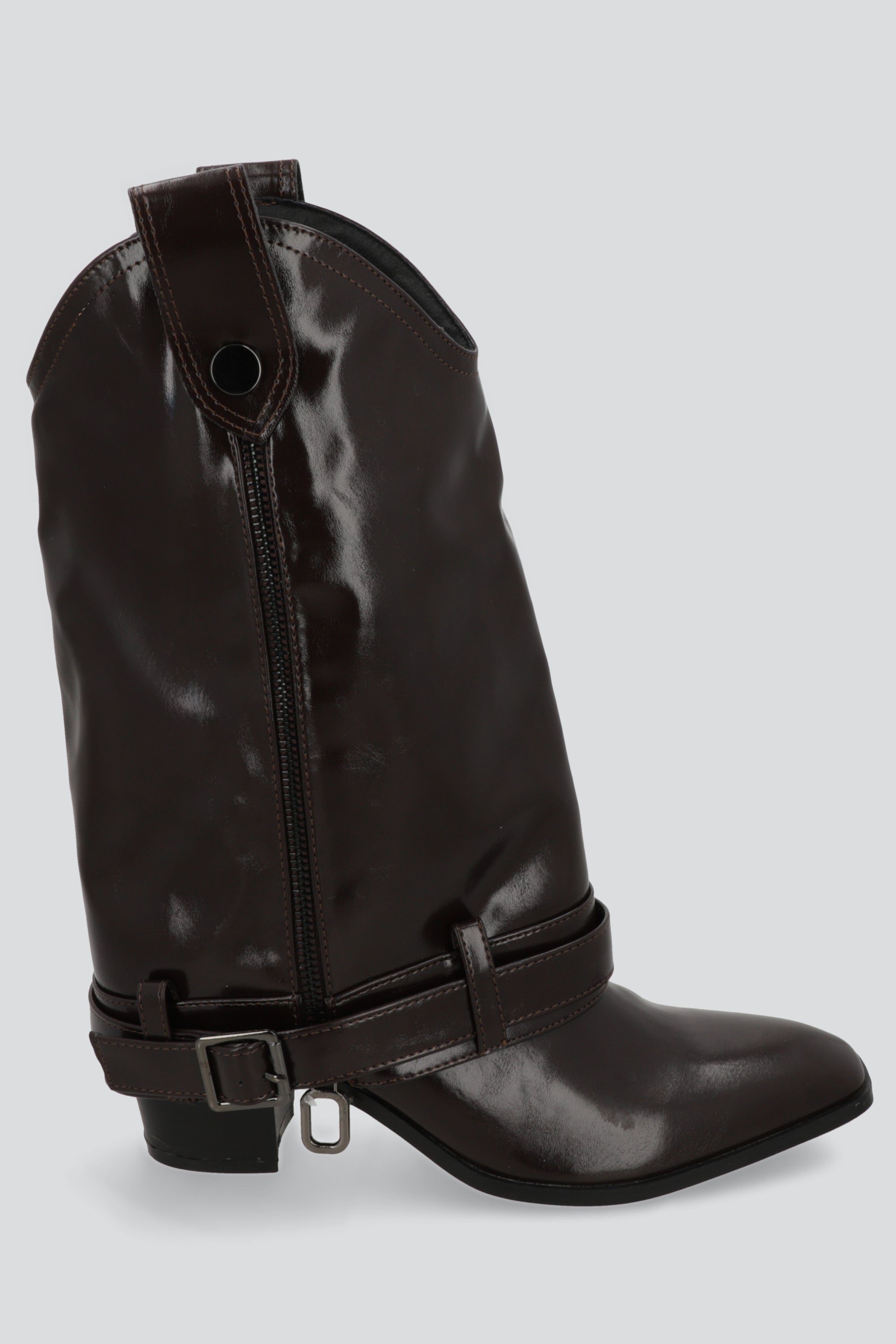 Bota funda charol detalle cinturon CIRUELA
