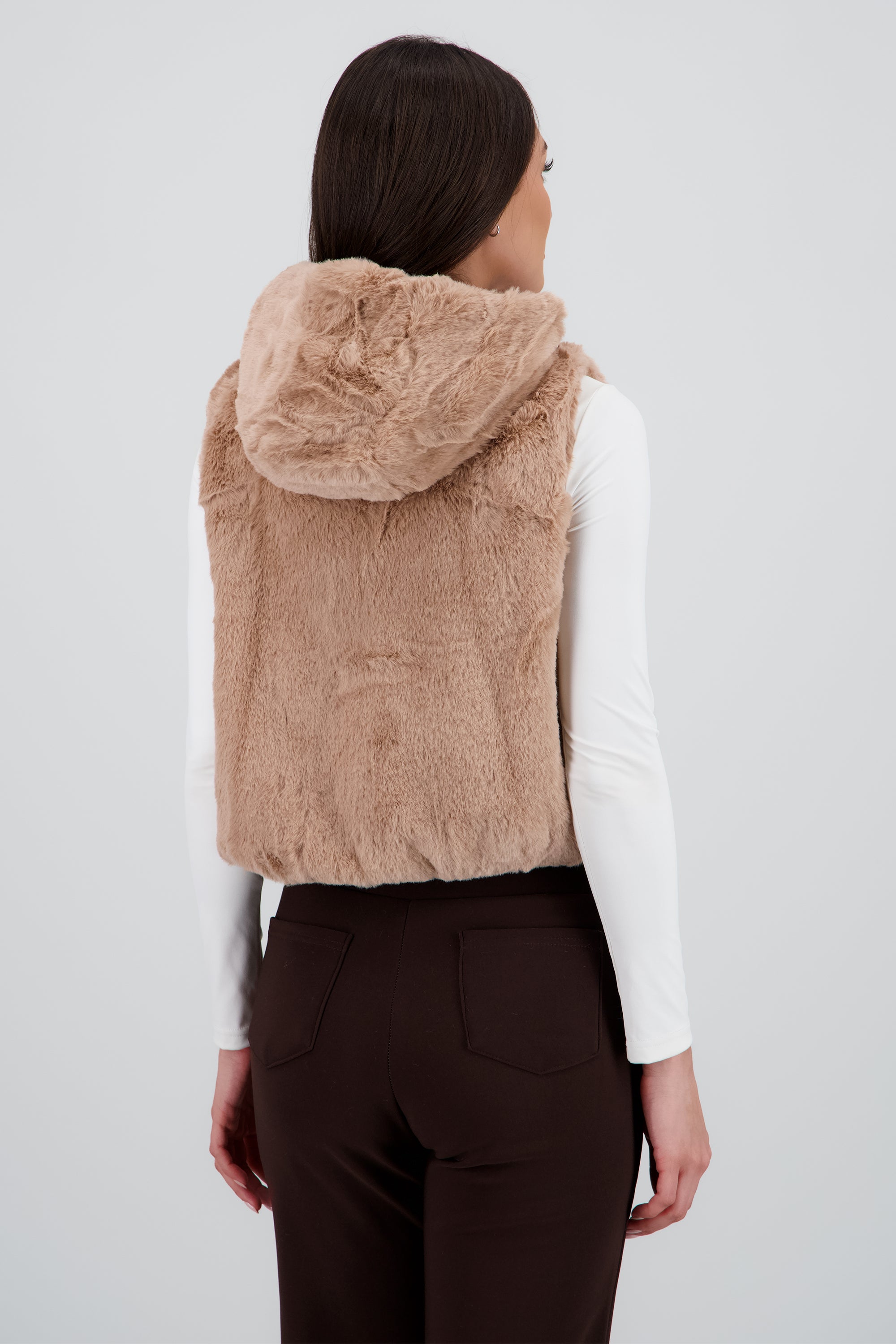 Chaleco pelo gorro corto TAN