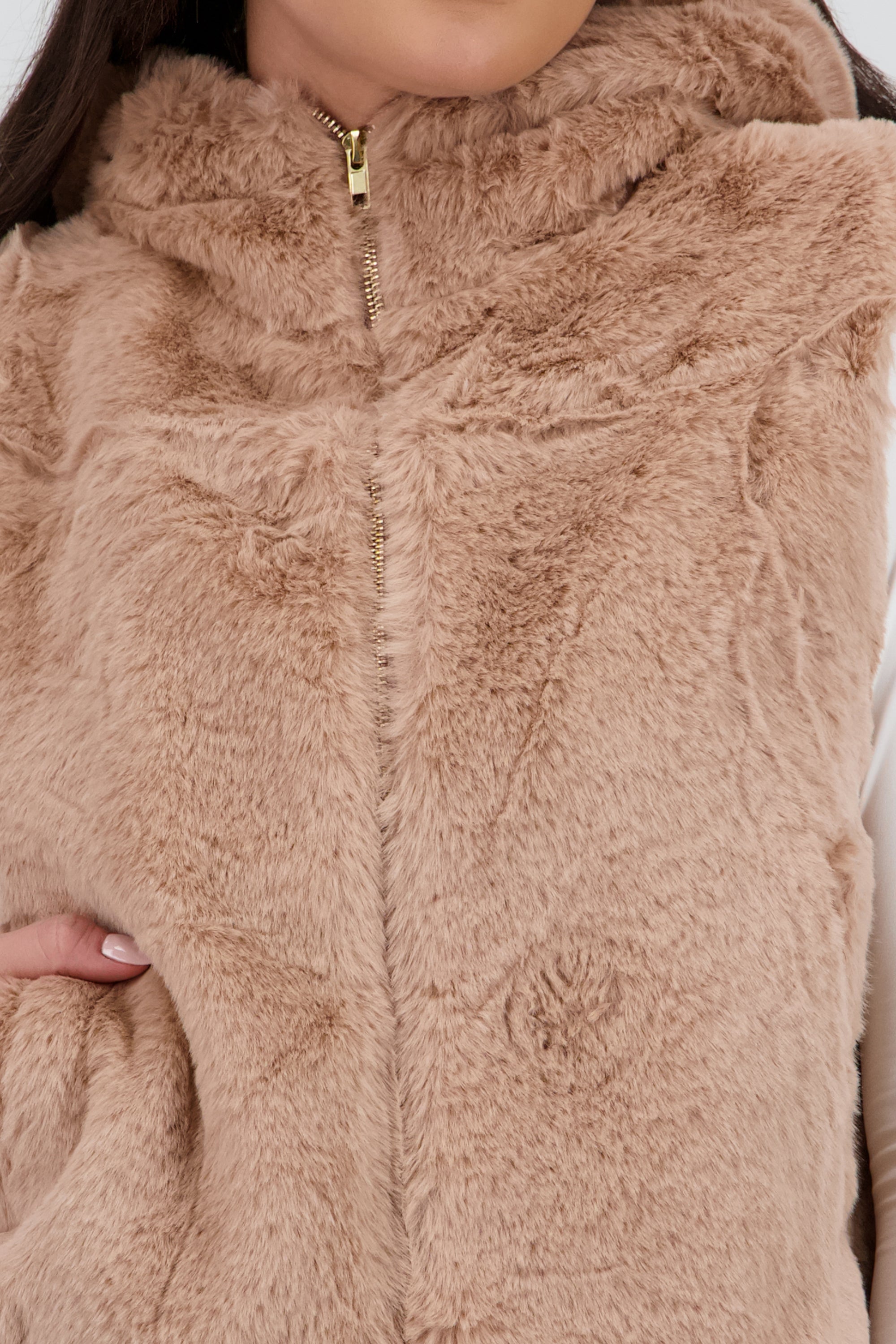 Chaleco pelo gorro corto TAN