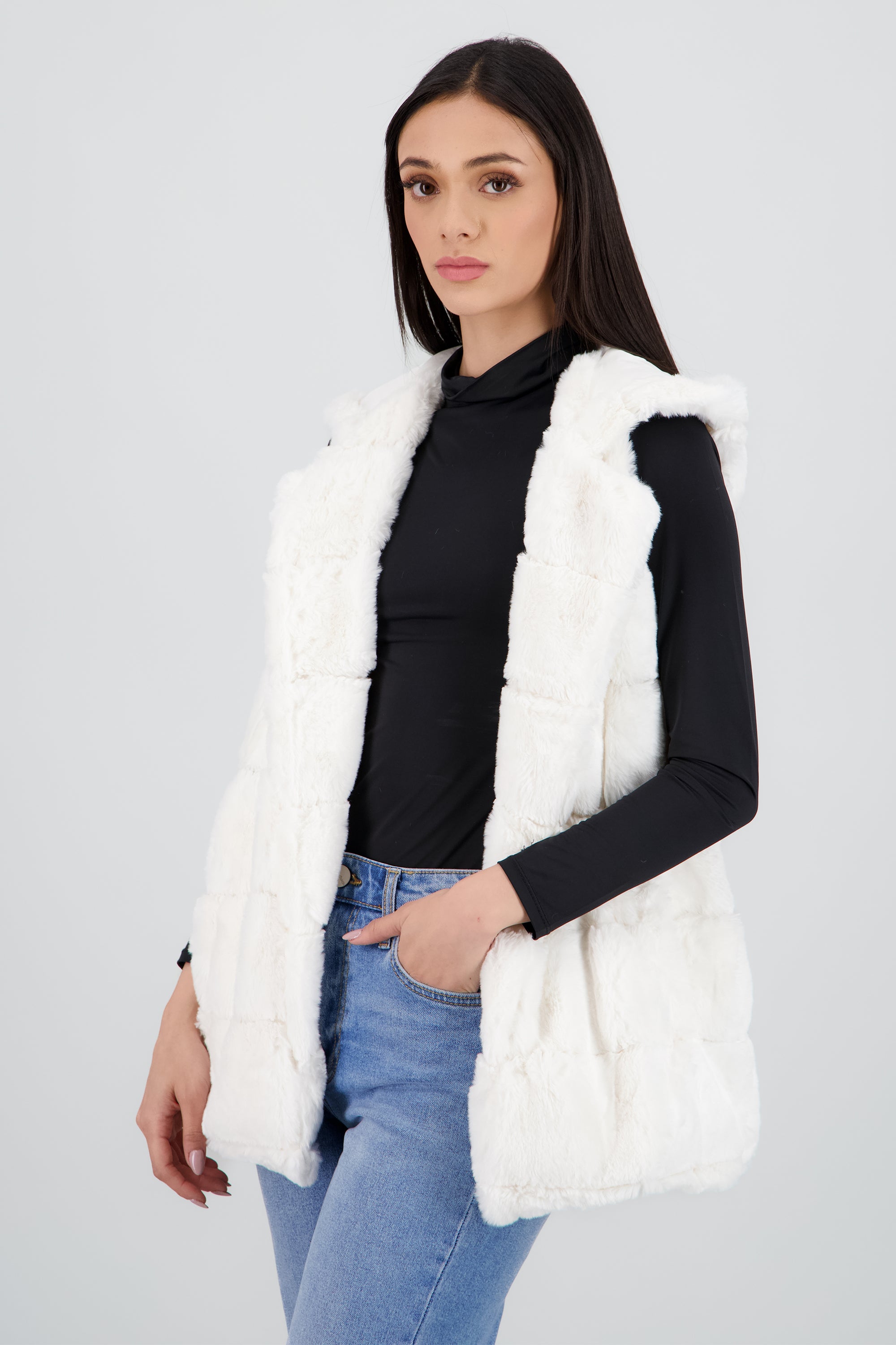 Chaleco pelo gorro largo CREMA
