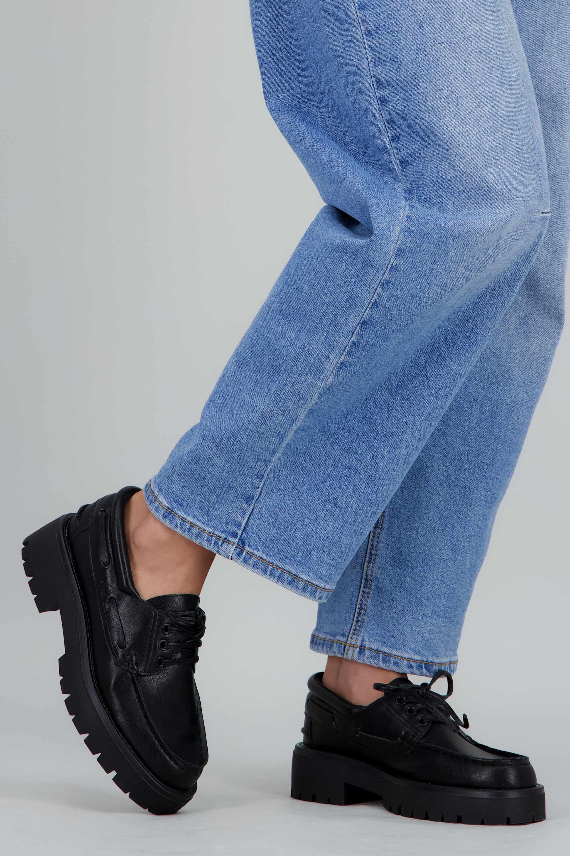 Mocasin estilo nautico chunky NEGRO