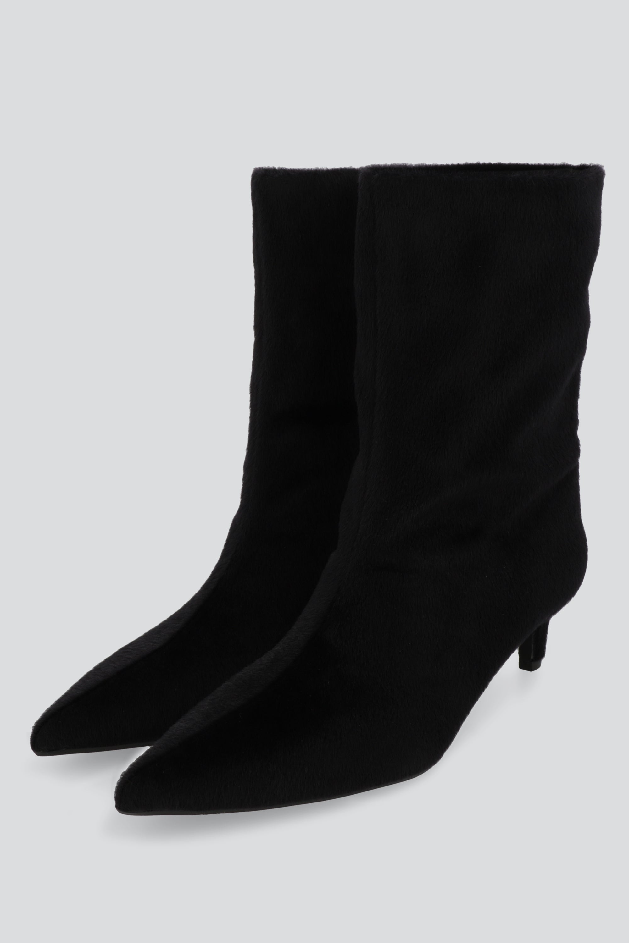Botin bucket pelo NEGRO