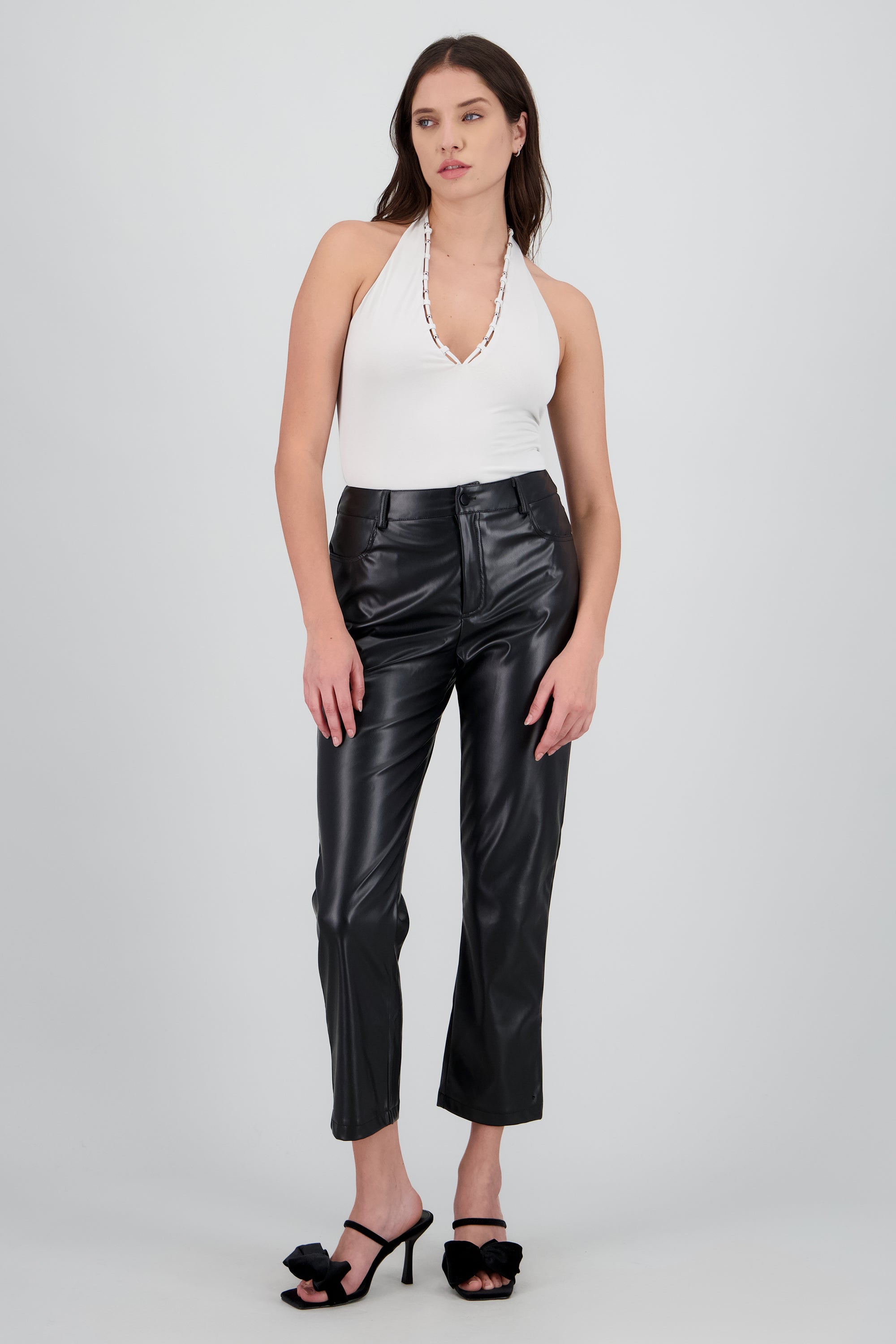 Tacon slingback moño peep toe NEGRO