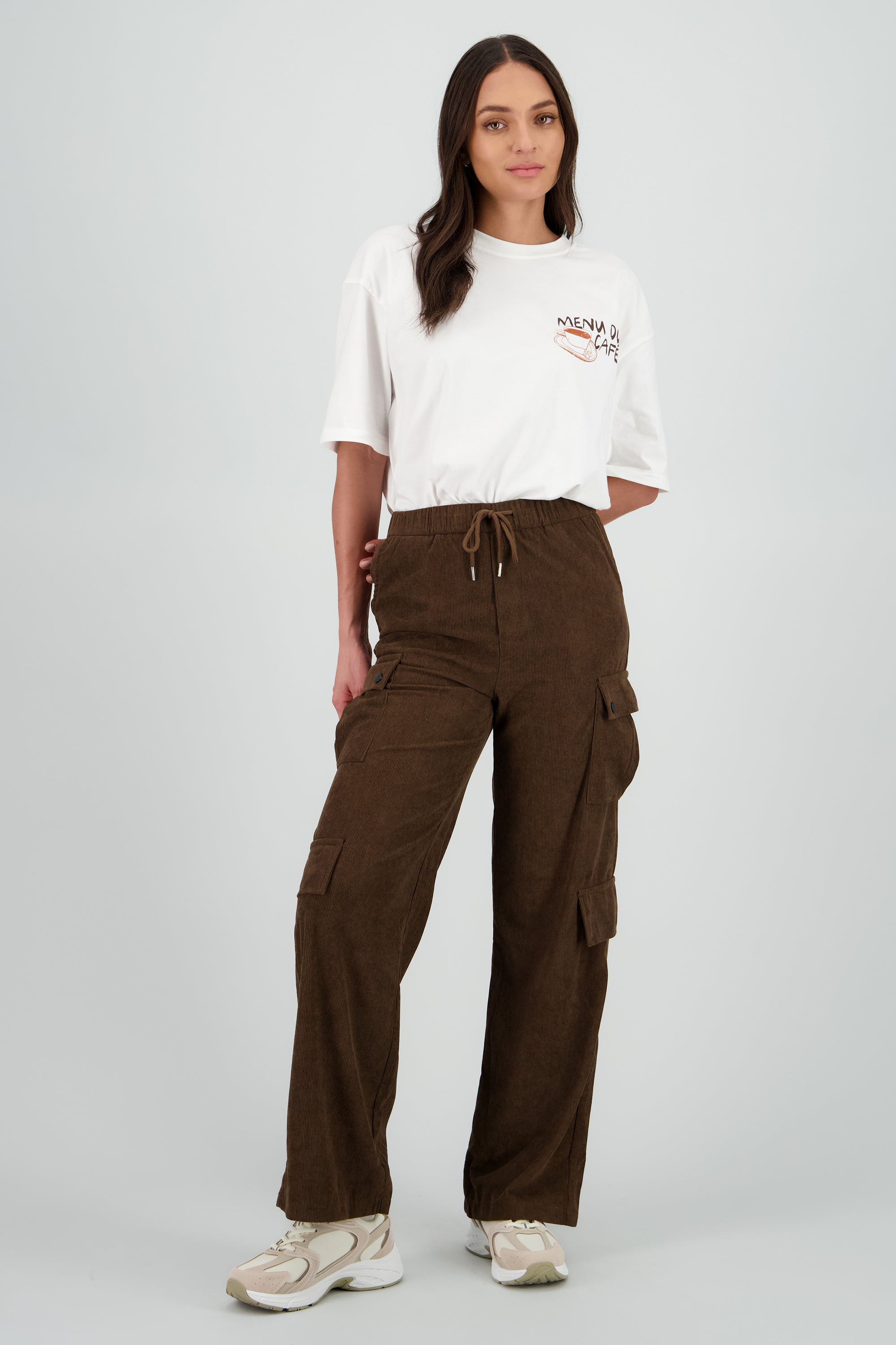 Pantalon recto detalle jareta CHOCOLATE