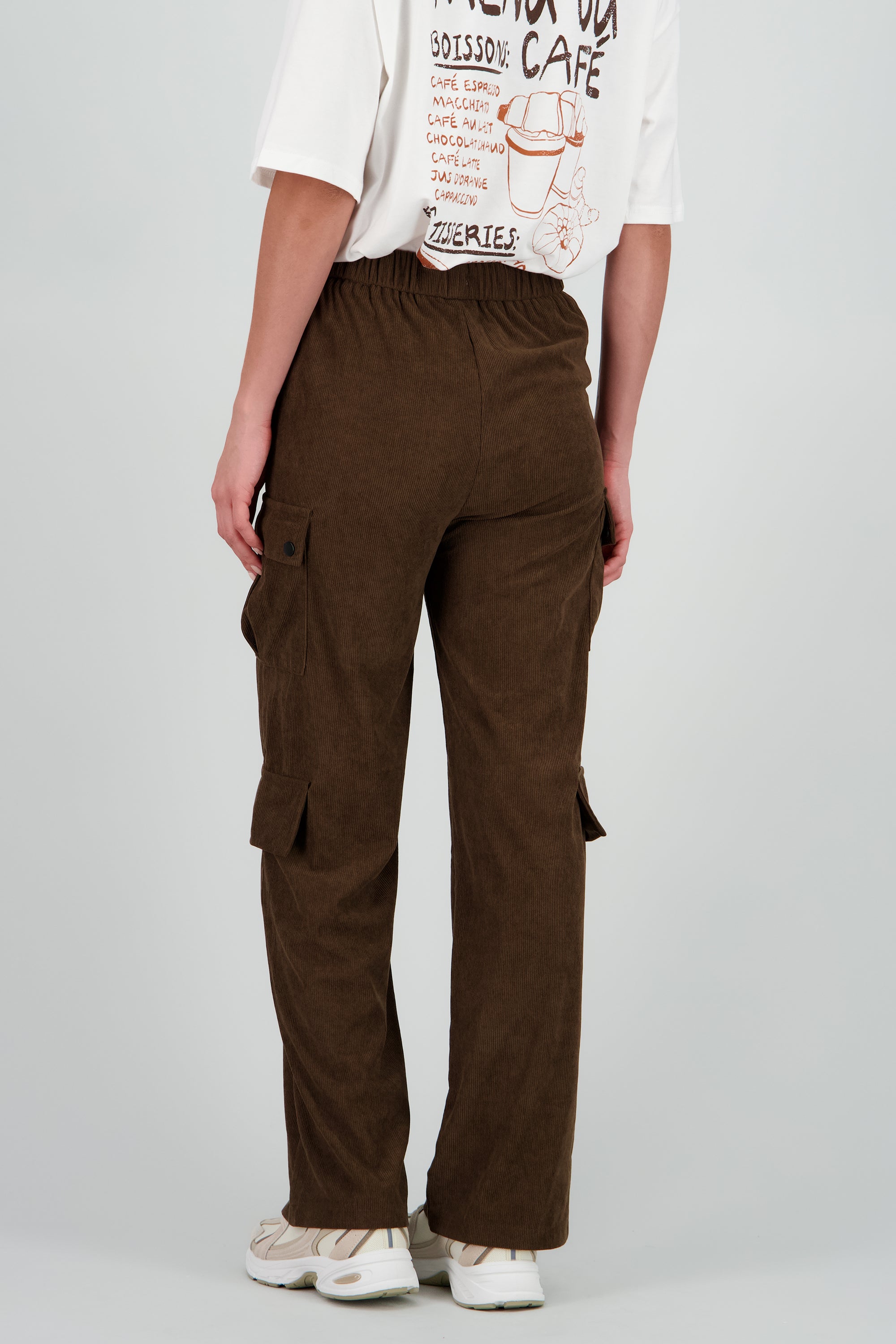 Pantalon recto detalle jareta CHOCOLATE
