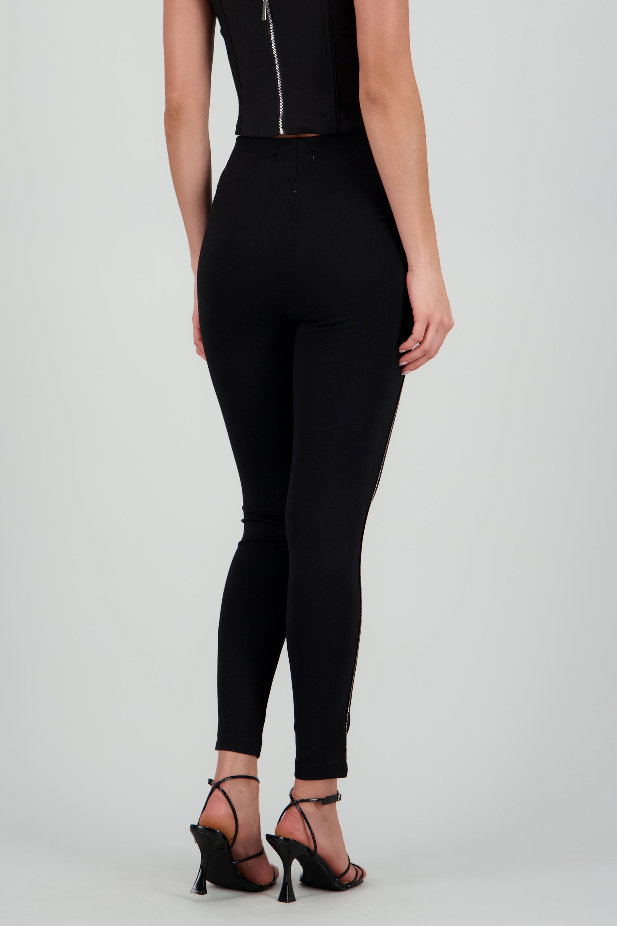 Leggings detalle brillos costado NEGRO